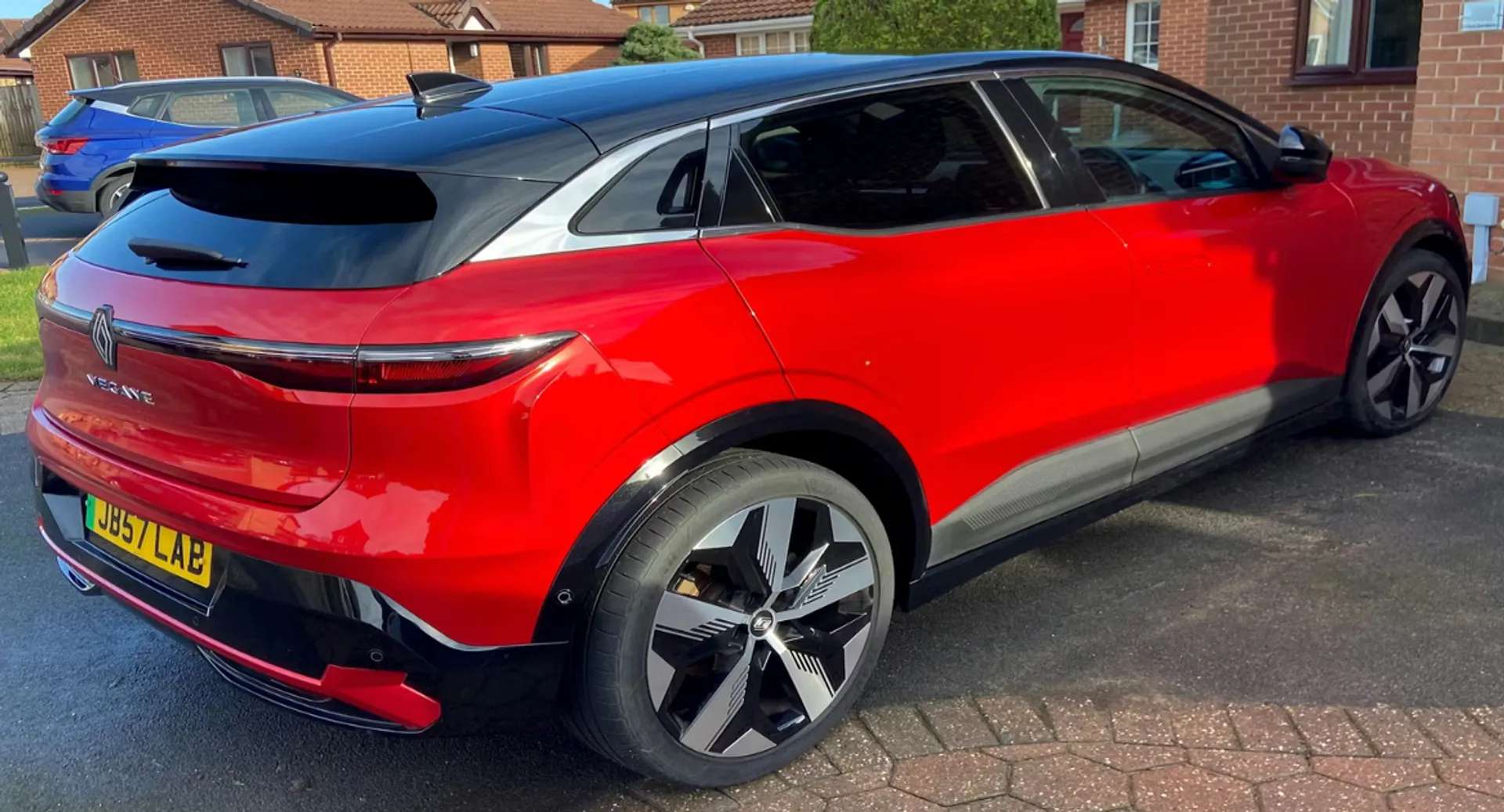 2022 RENAULT MEGANE E-TECH 2022 RENAULT MEGANE E-TECH