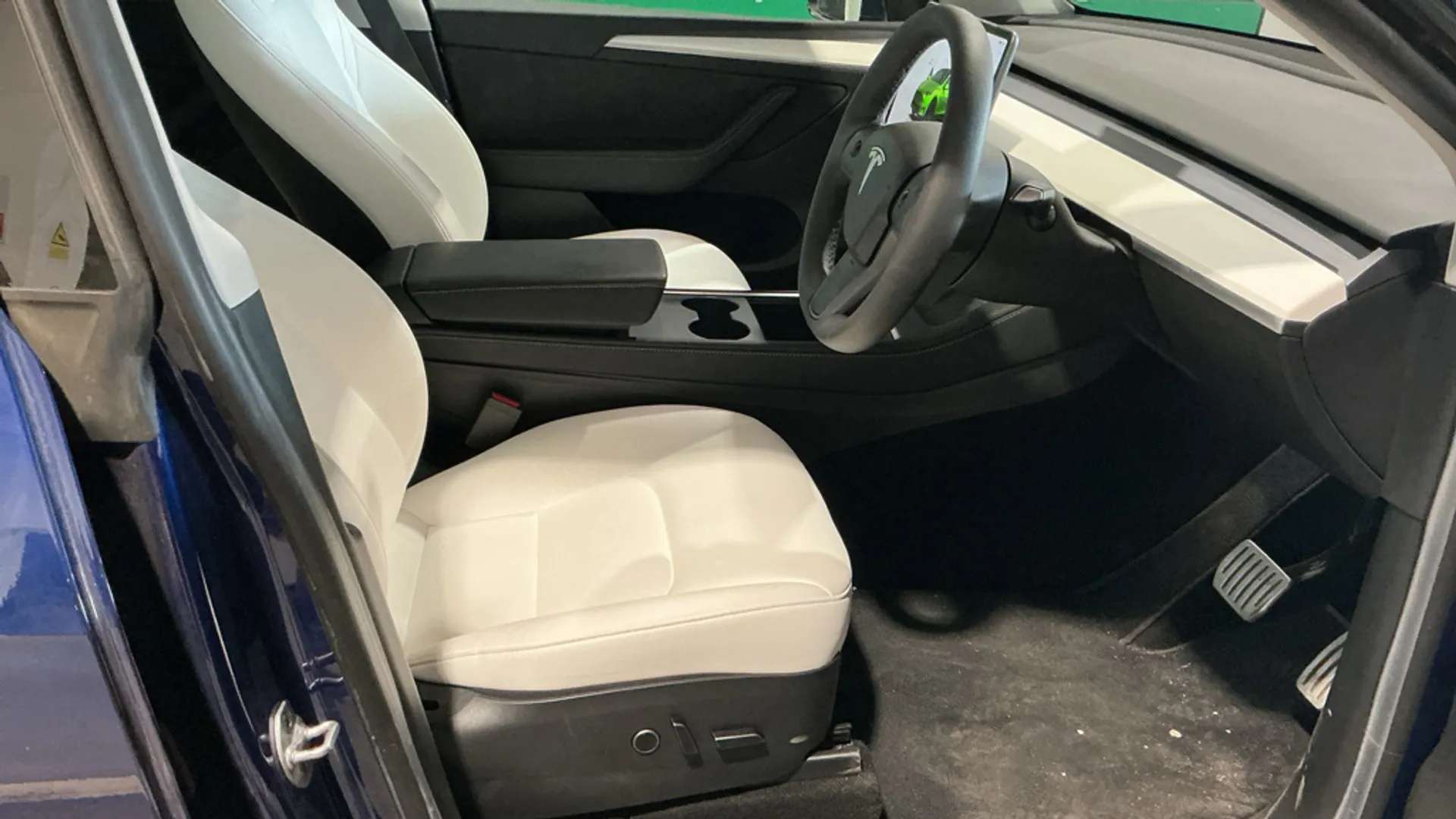 2023 TESLA MODEL Y 2023 TESLA MODEL Y