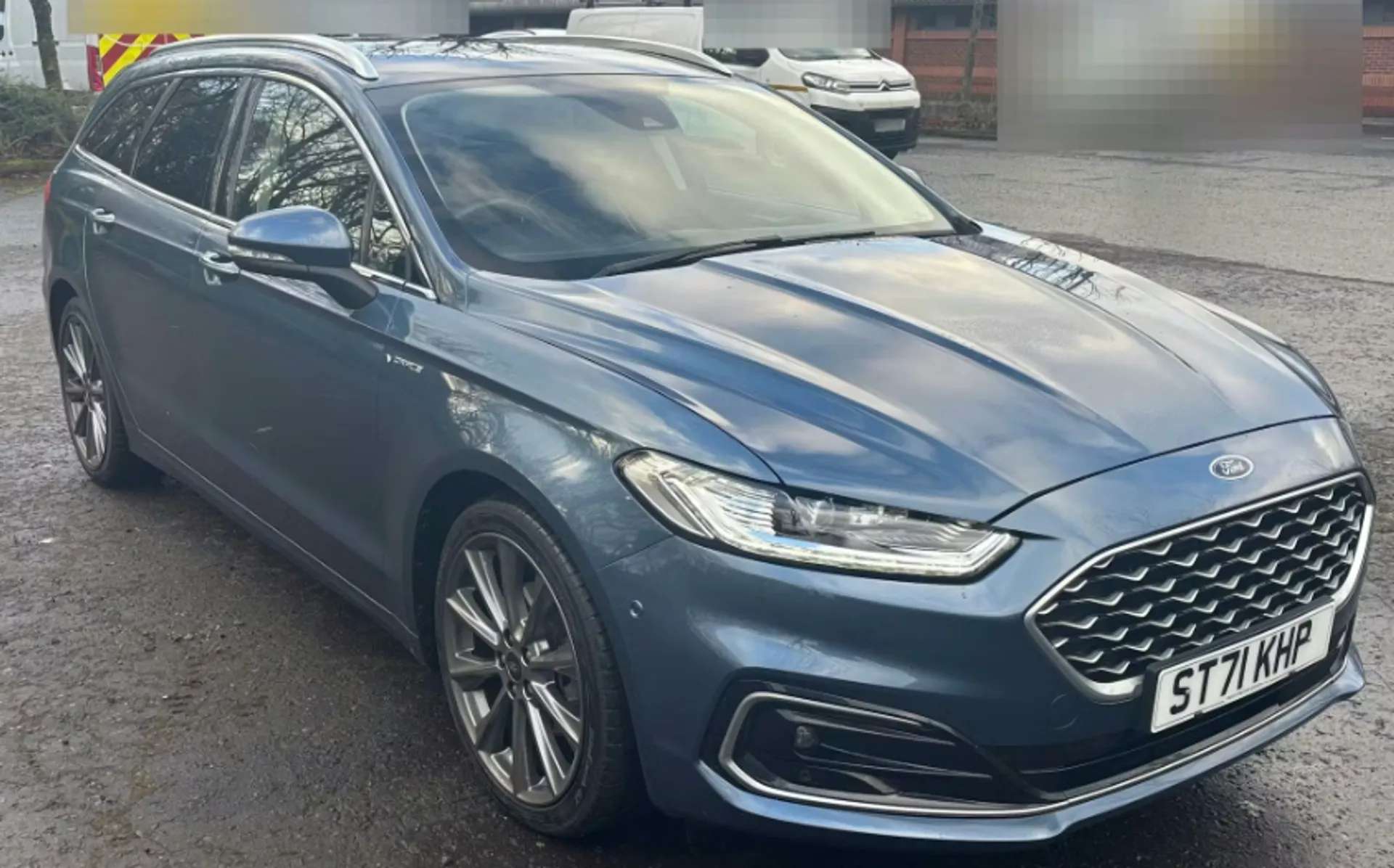 Check out this Ford Mondeo Vignale 2021 Hybrid Electric Automatic