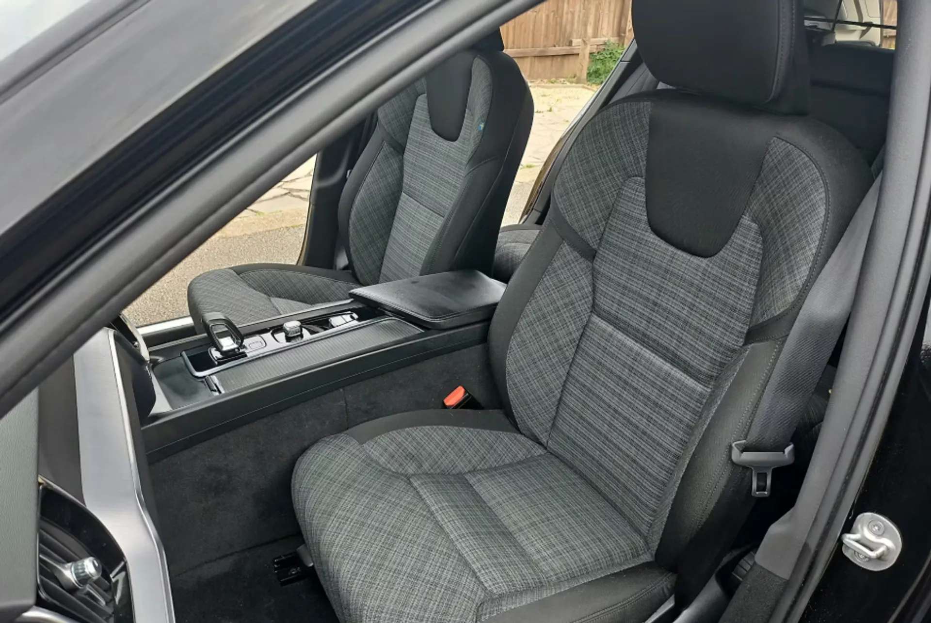 2023 VOLVO V60 2023 VOLVO V60