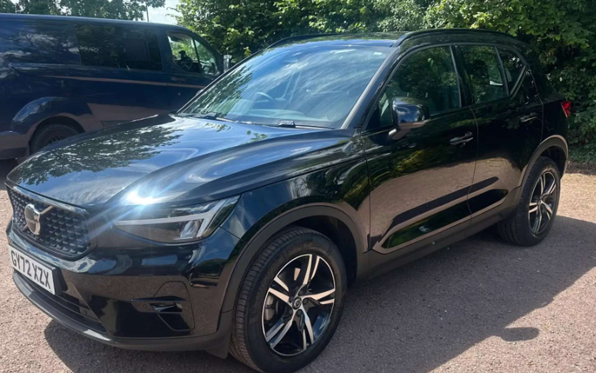 2023 VOLVO XC40 2023 VOLVO XC40
