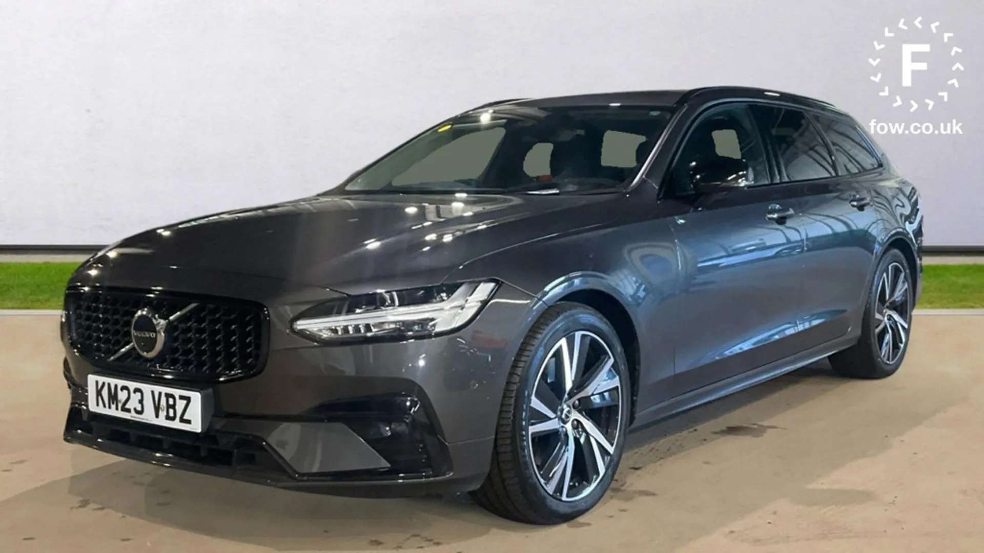 2023 VOLVO V90 2023 VOLVO V90