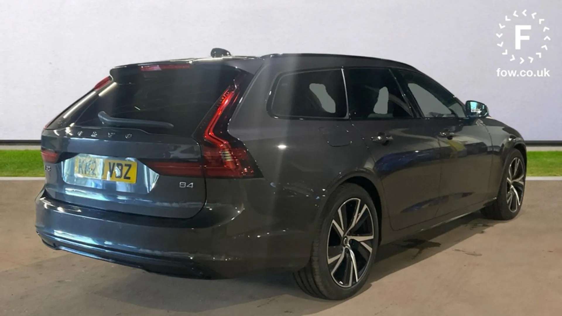 2023 VOLVO V90 2023 VOLVO V90