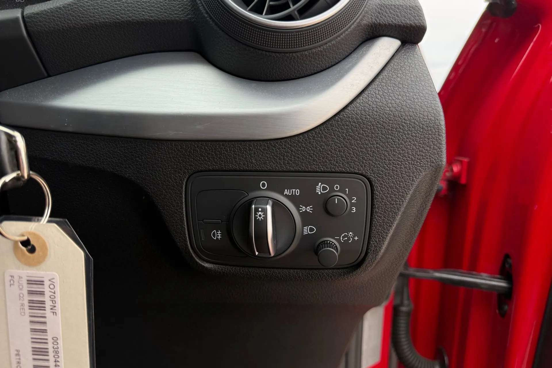 2020 AUDI Q2 2020 AUDI Q2