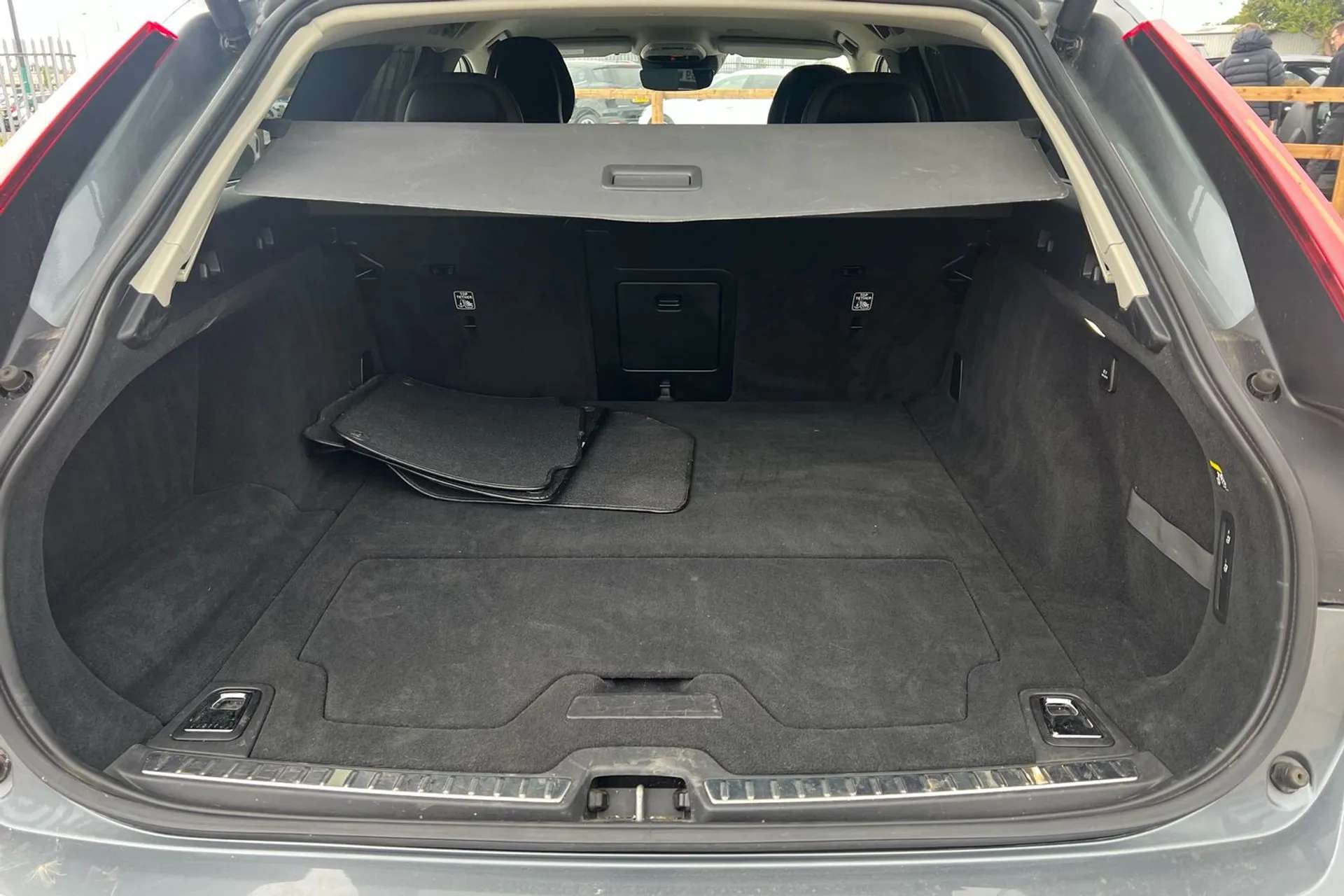 2018 VOLVO V90 2018 VOLVO V90