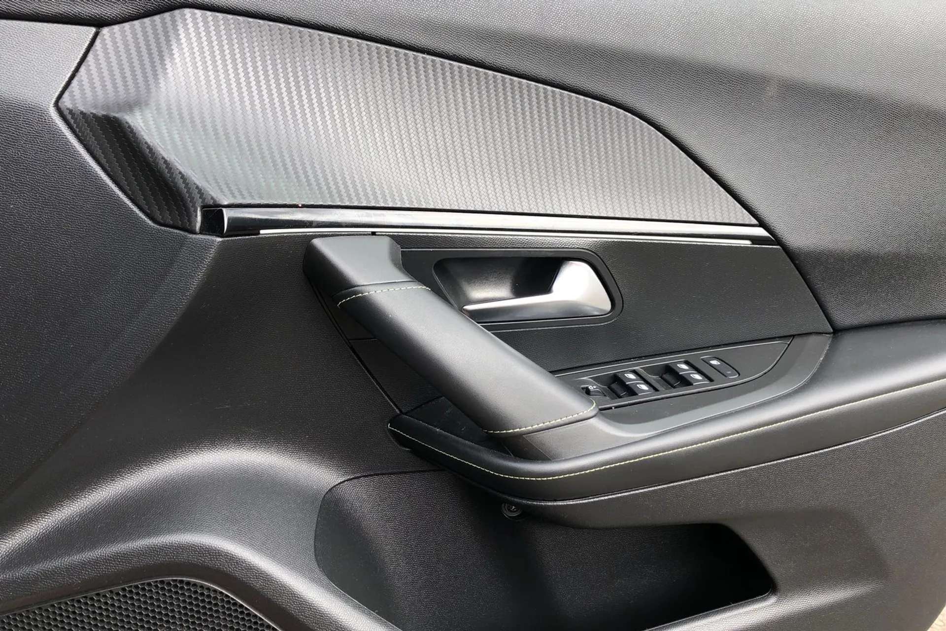 2020 PEUGEOT 2008 2020 PEUGEOT 2008