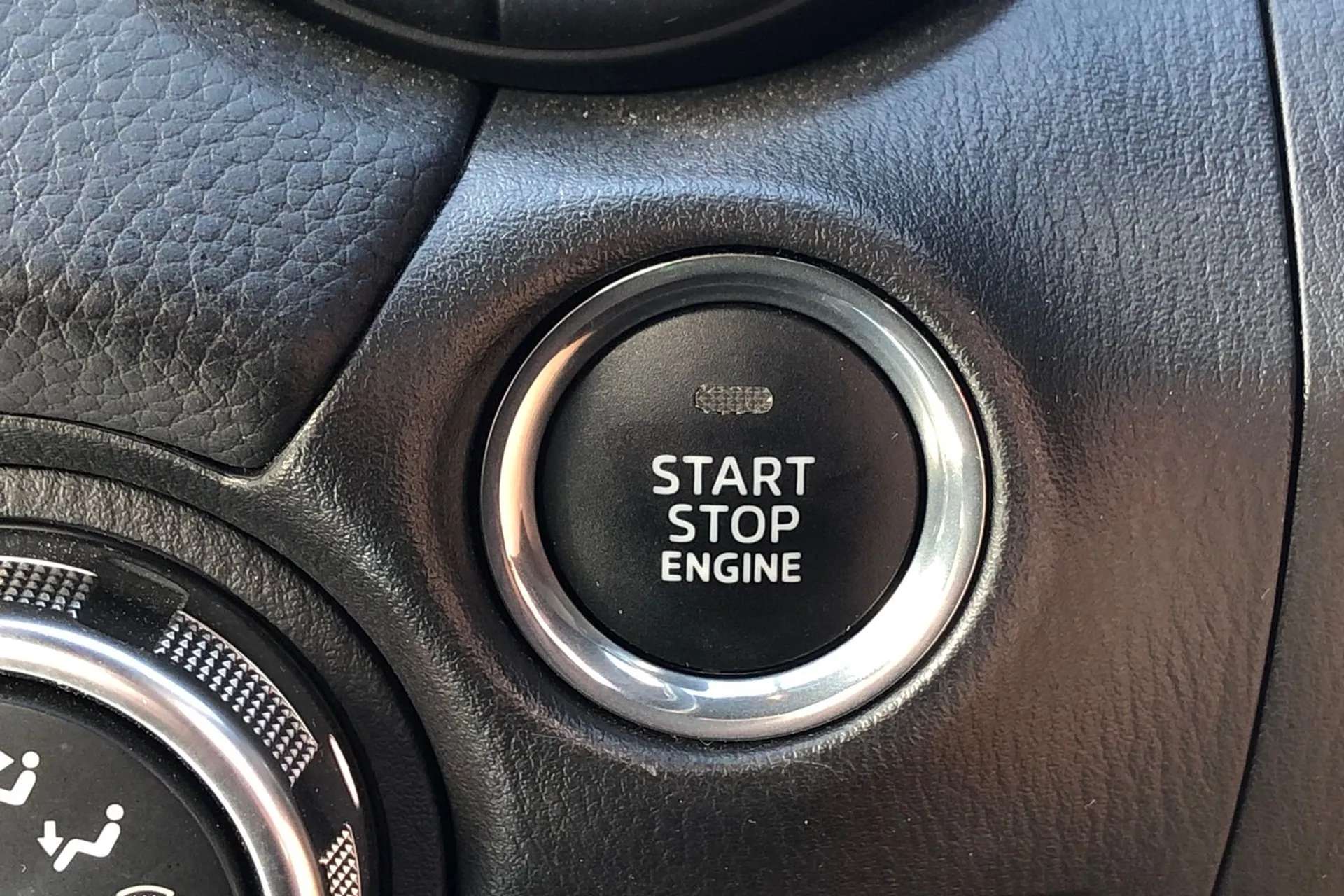 2017 FIAT 124 SPIDER 2017 FIAT 124 SPIDER