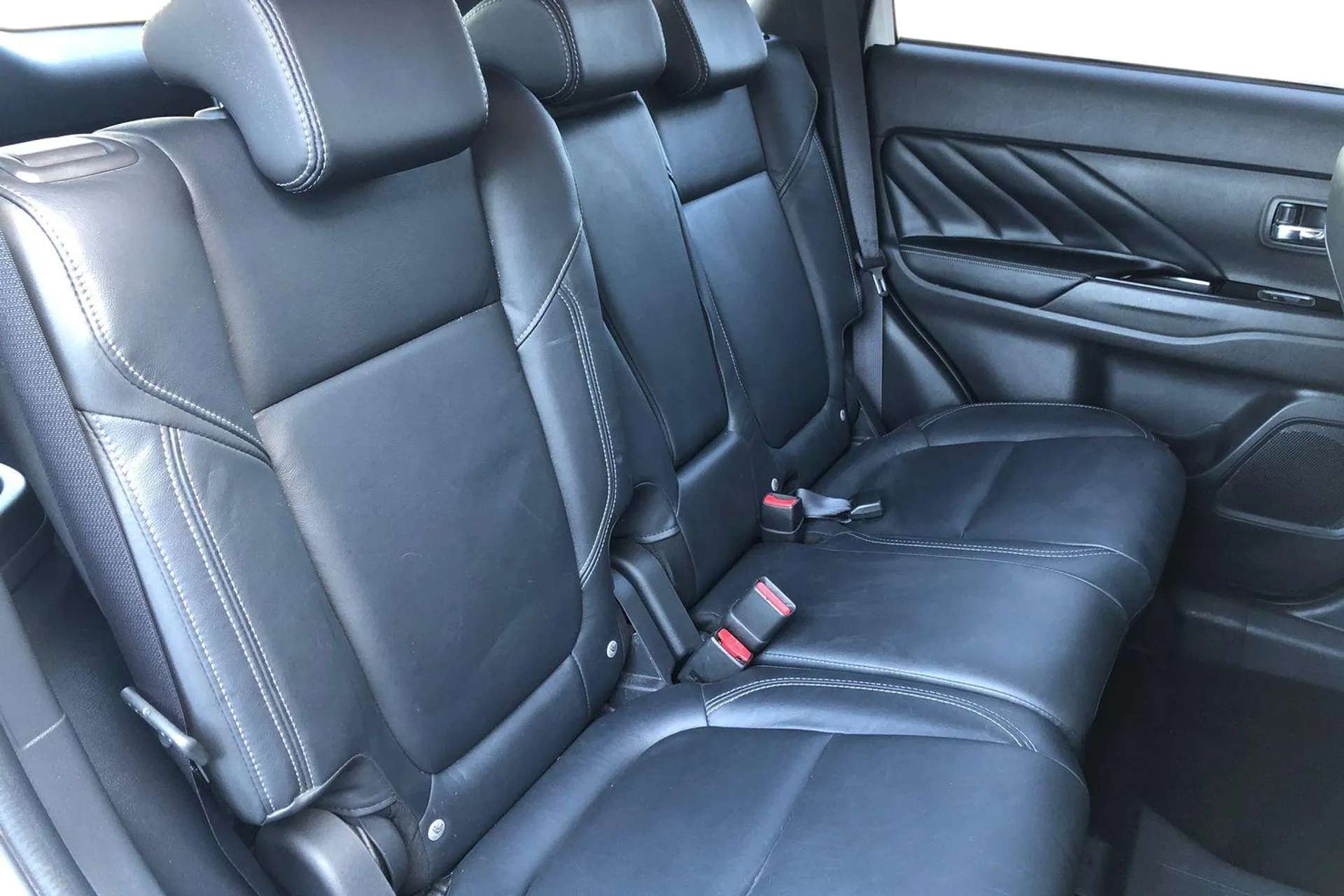 2021 MITSUBISHI OUTLANDER 2021 MITSUBISHI OUTLANDER