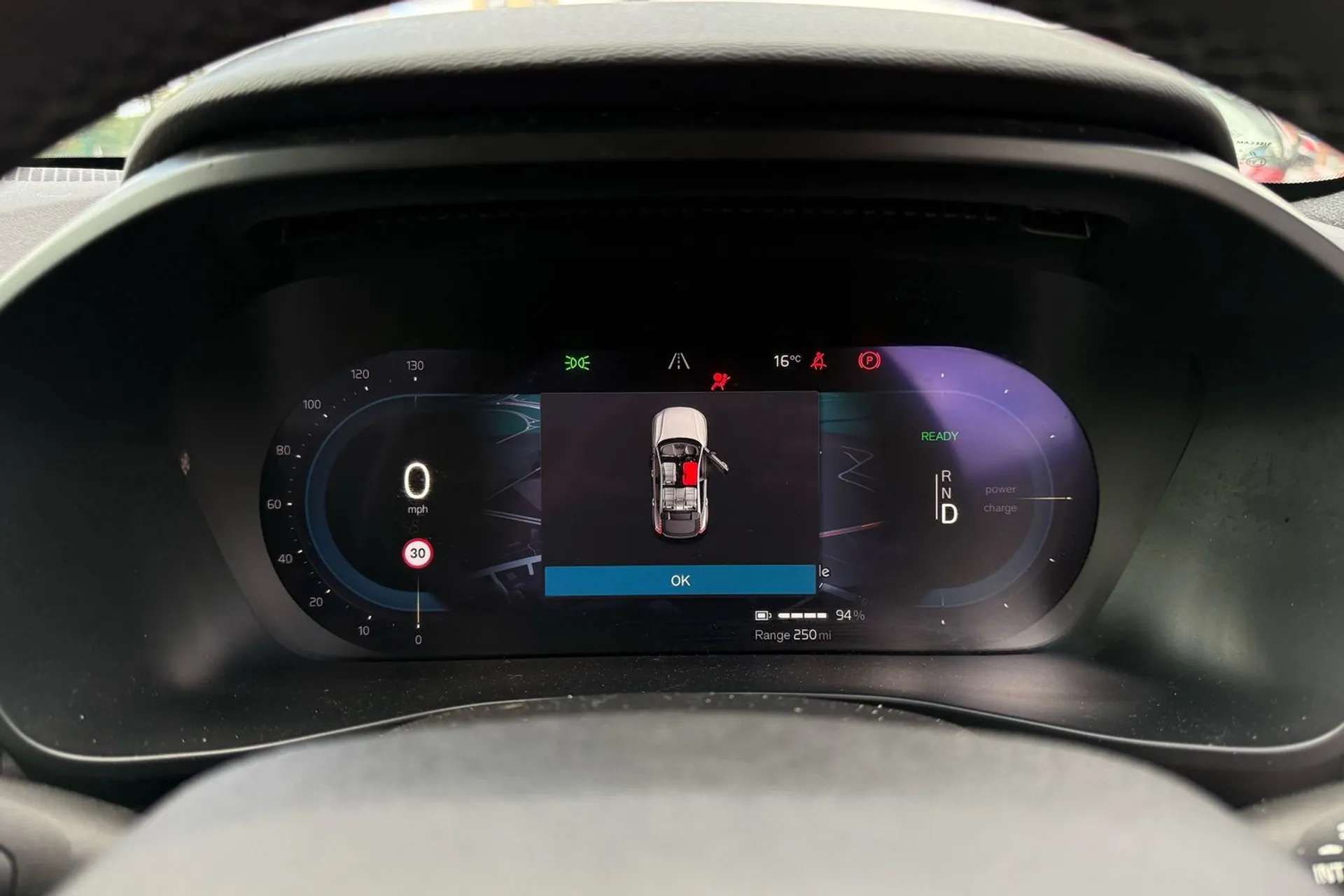 2023 VOLVO C40 2023 VOLVO C40