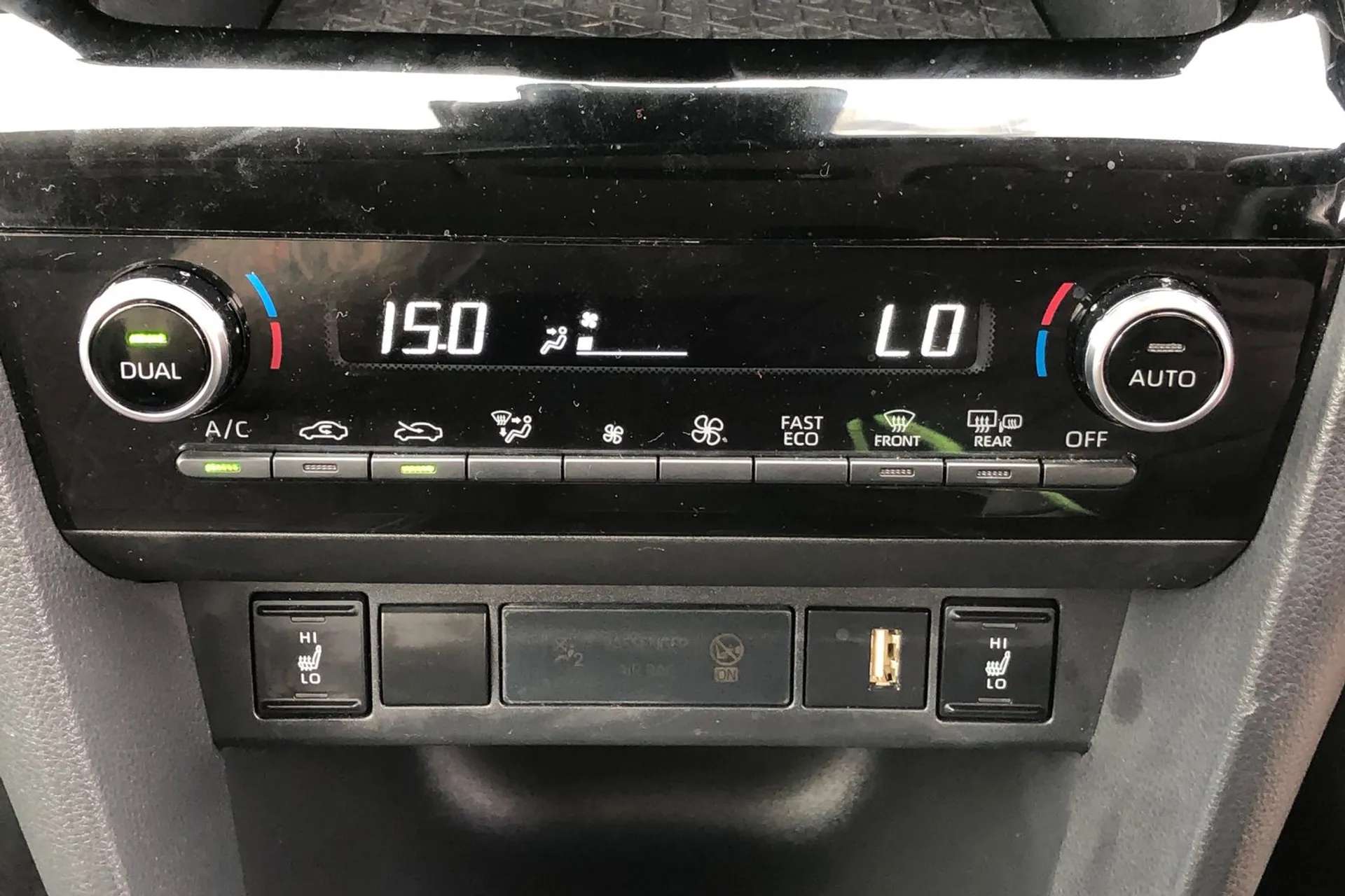 2022 TOYOTA YARIS CROSS 2022 TOYOTA YARIS CROSS