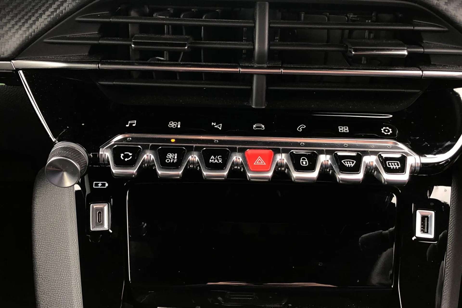 2022 PEUGEOT 2008 2022 PEUGEOT 2008