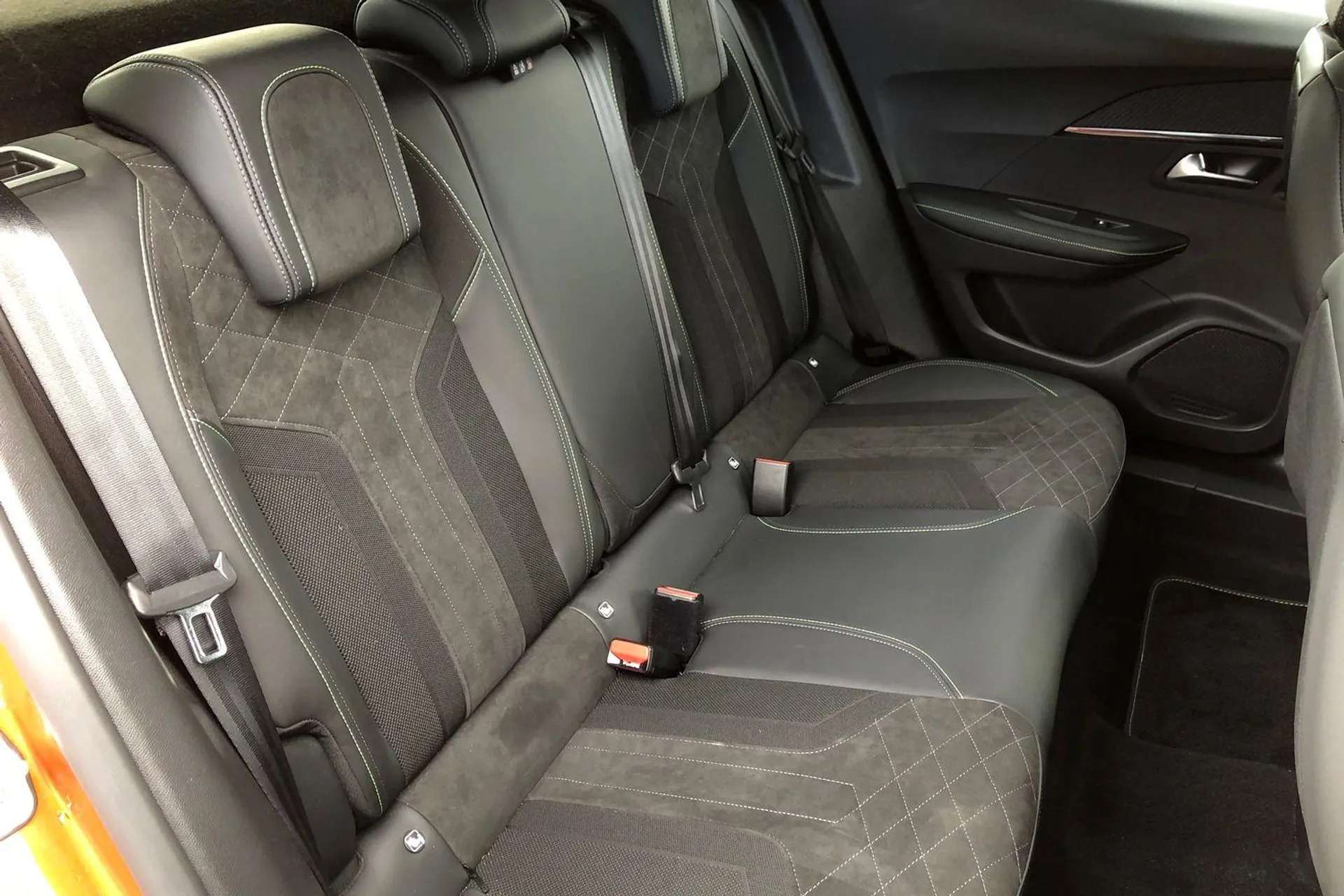 2022 PEUGEOT 2008 2022 PEUGEOT 2008