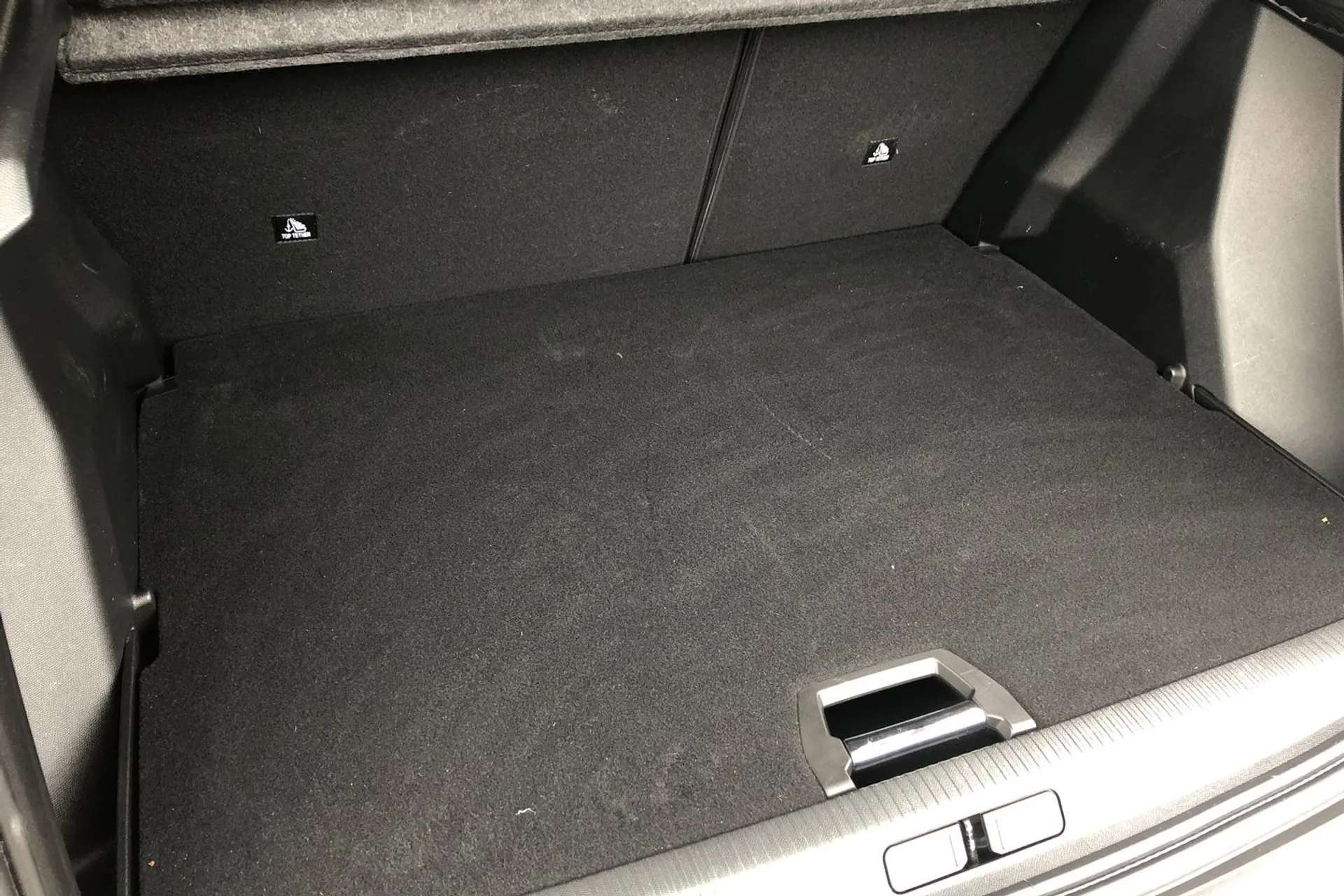 2022 PEUGEOT 2008 2022 PEUGEOT 2008