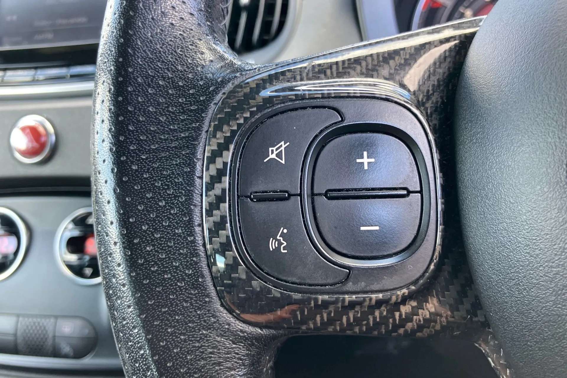 2017 ABARTH 595 2017 ABARTH 595