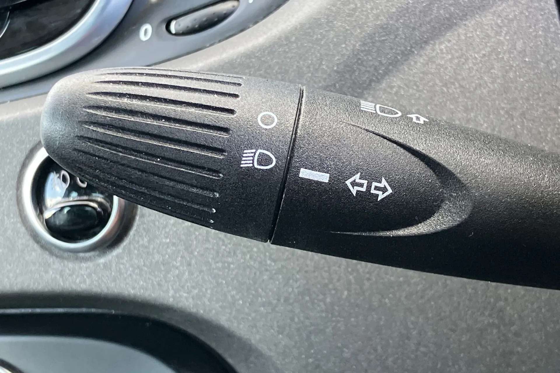 2017 ABARTH 595 2017 ABARTH 595