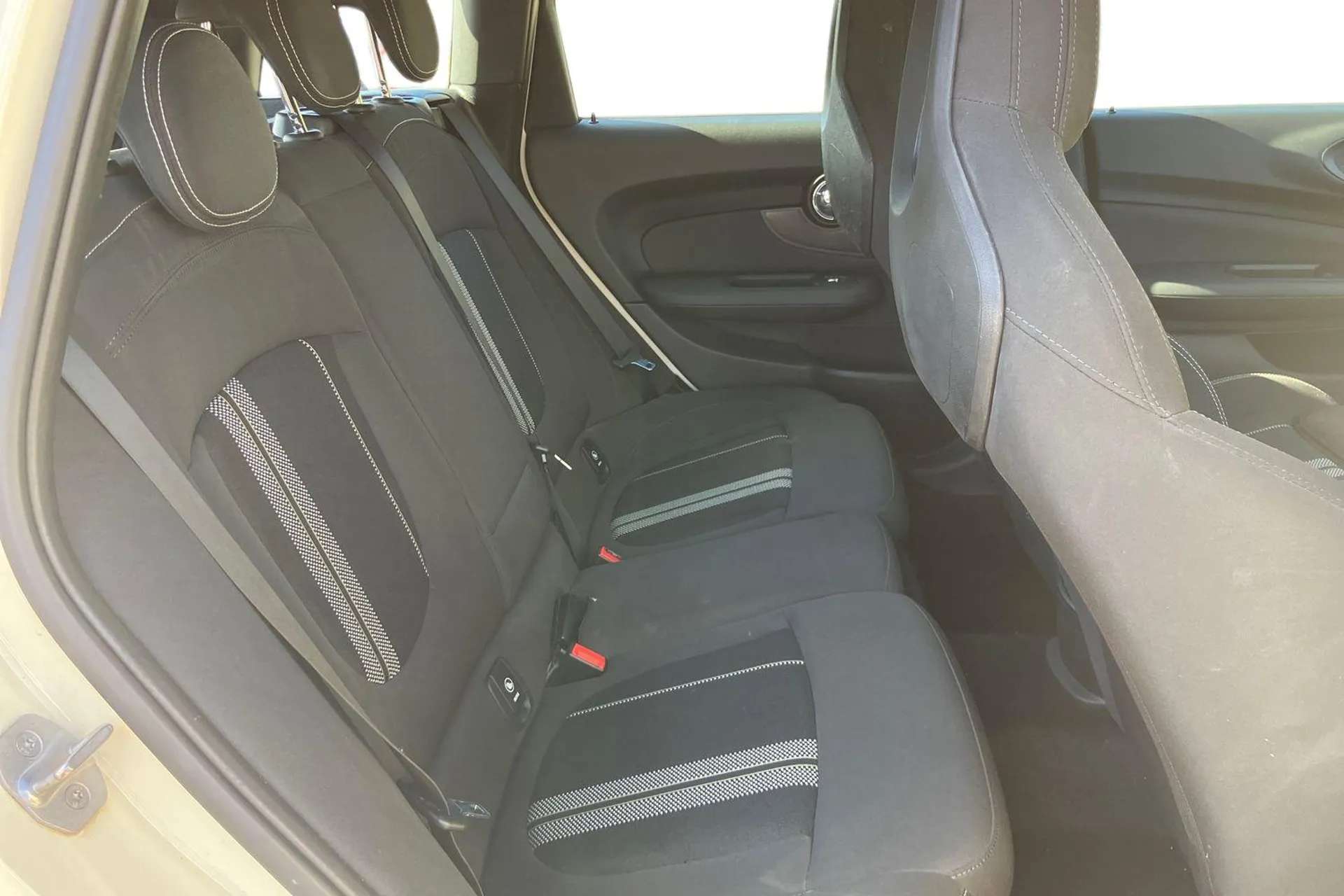 2020 MINI CLUBMAN 2020 MINI CLUBMAN