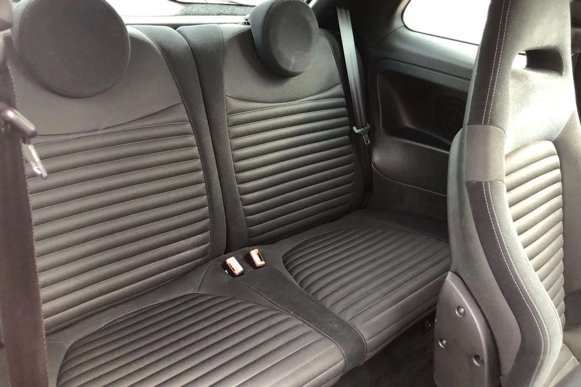 2018 ABARTH 595 2018 ABARTH 595