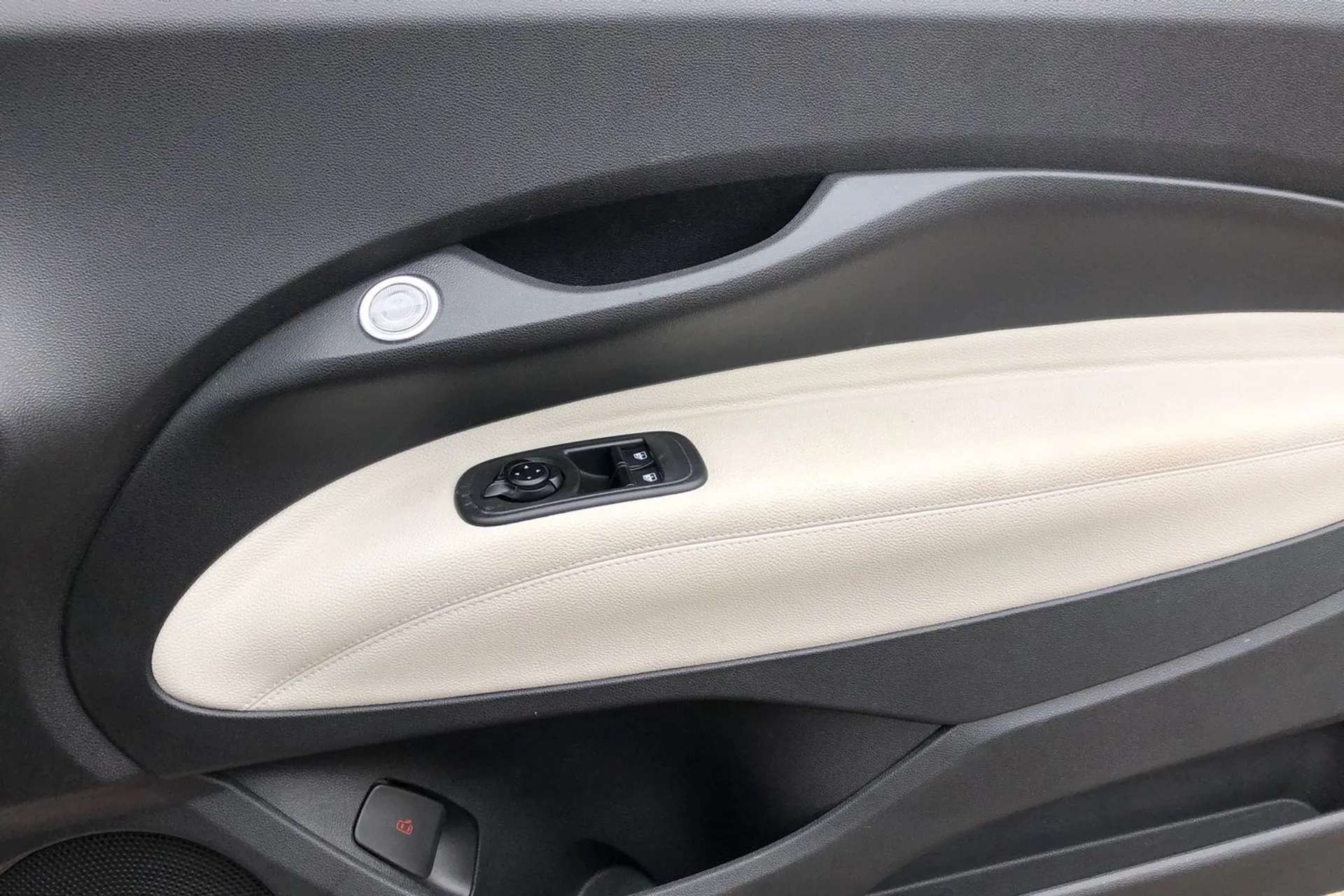 2023 FIAT 500 2023 FIAT 500