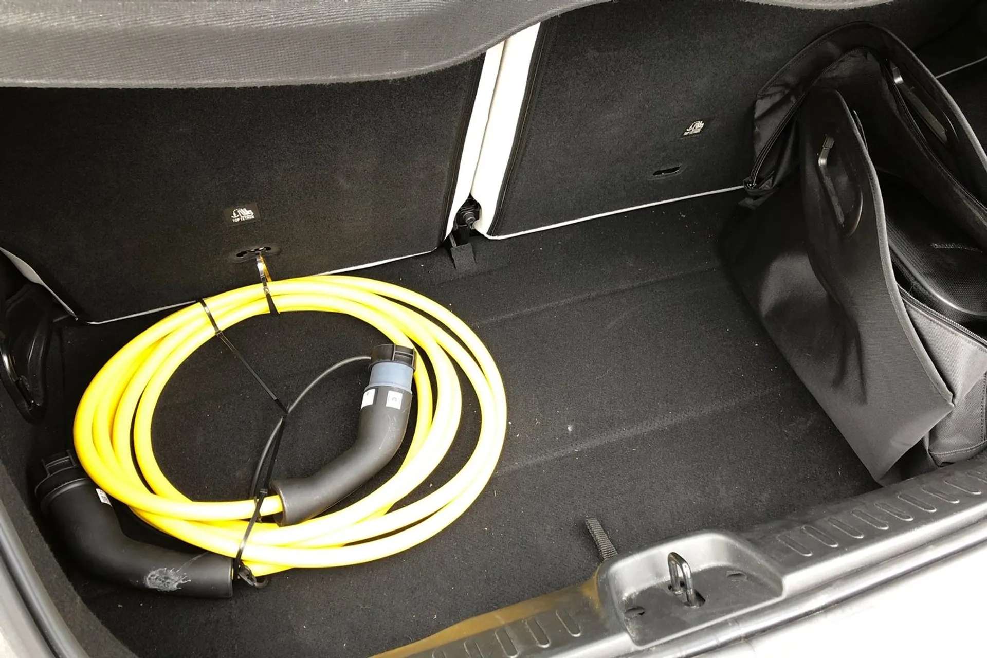 2023 FIAT 500 2023 FIAT 500