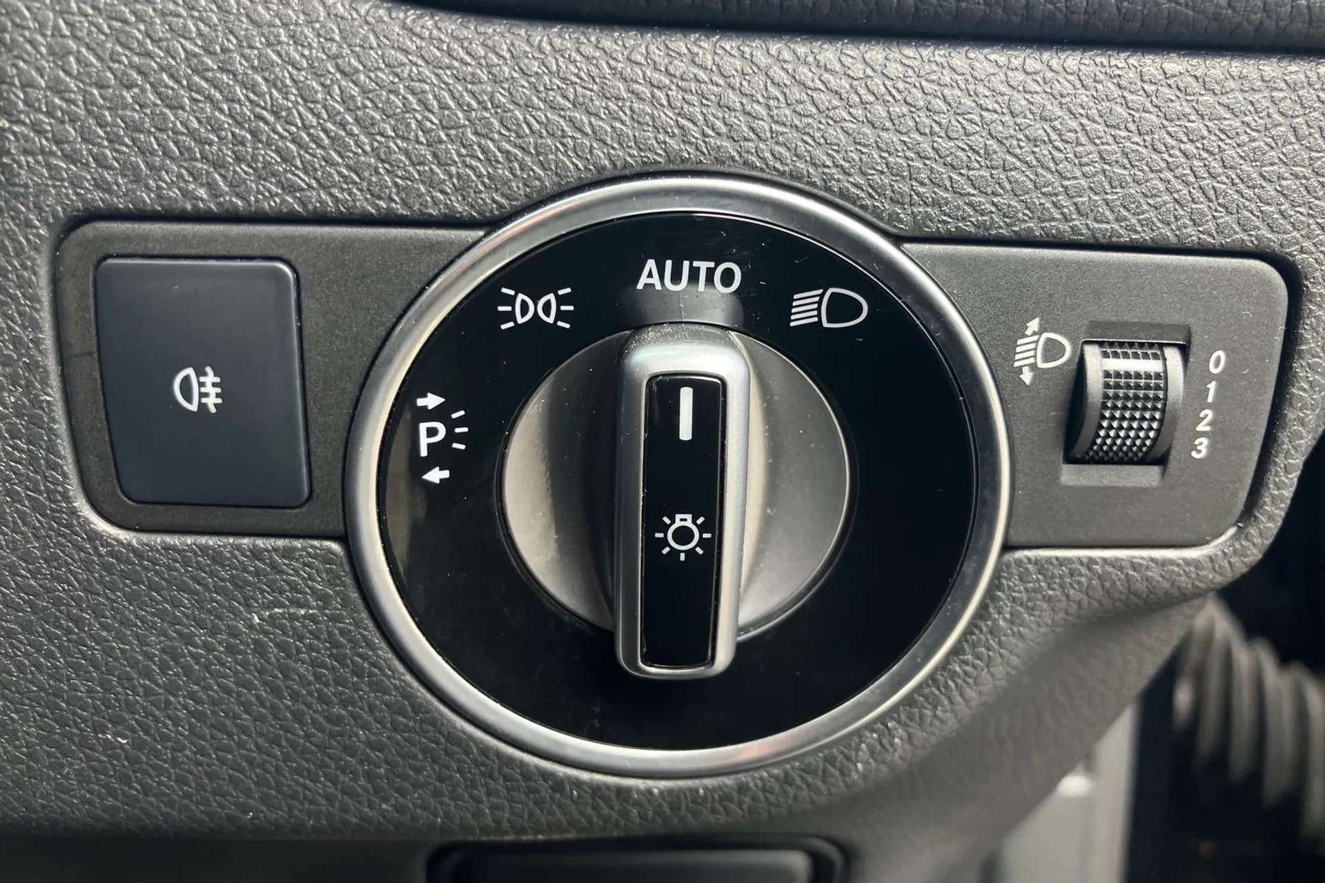 2019 MERCEDES-BENZ CLA CLASS 2019 MERCEDES-BENZ CLA CLASS