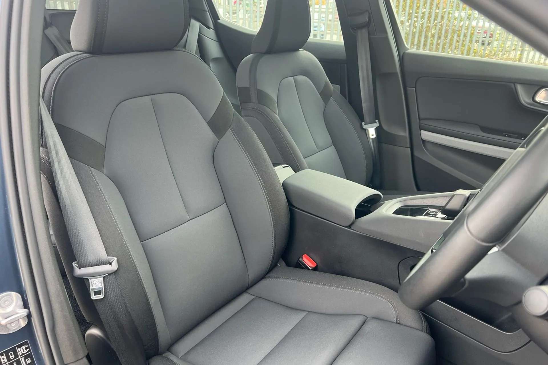 2023 POLESTAR 2 2023 POLESTAR 2