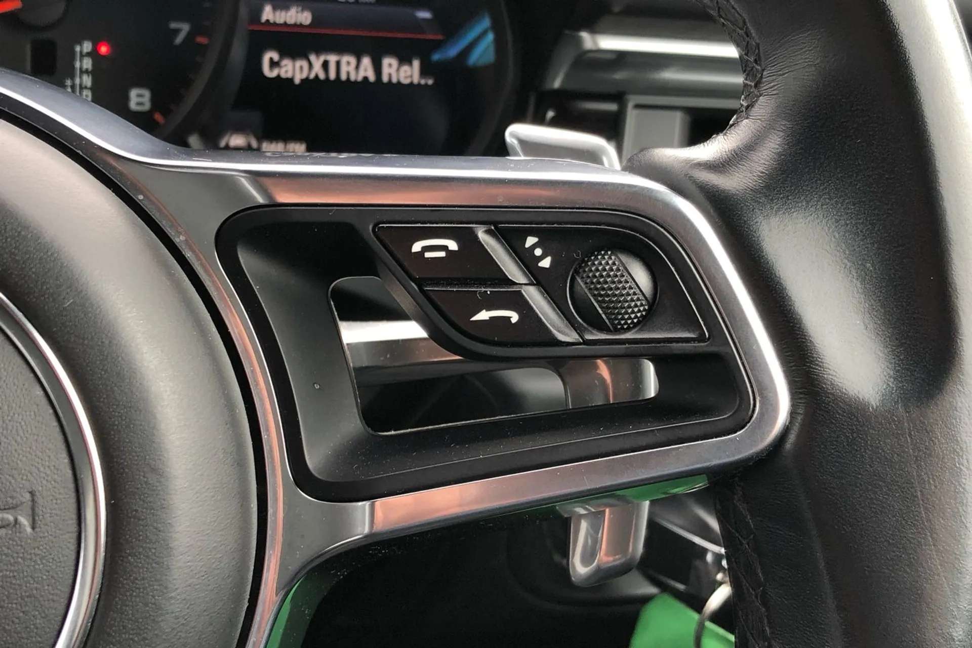 2018 PORSCHE MACAN 2018 PORSCHE MACAN