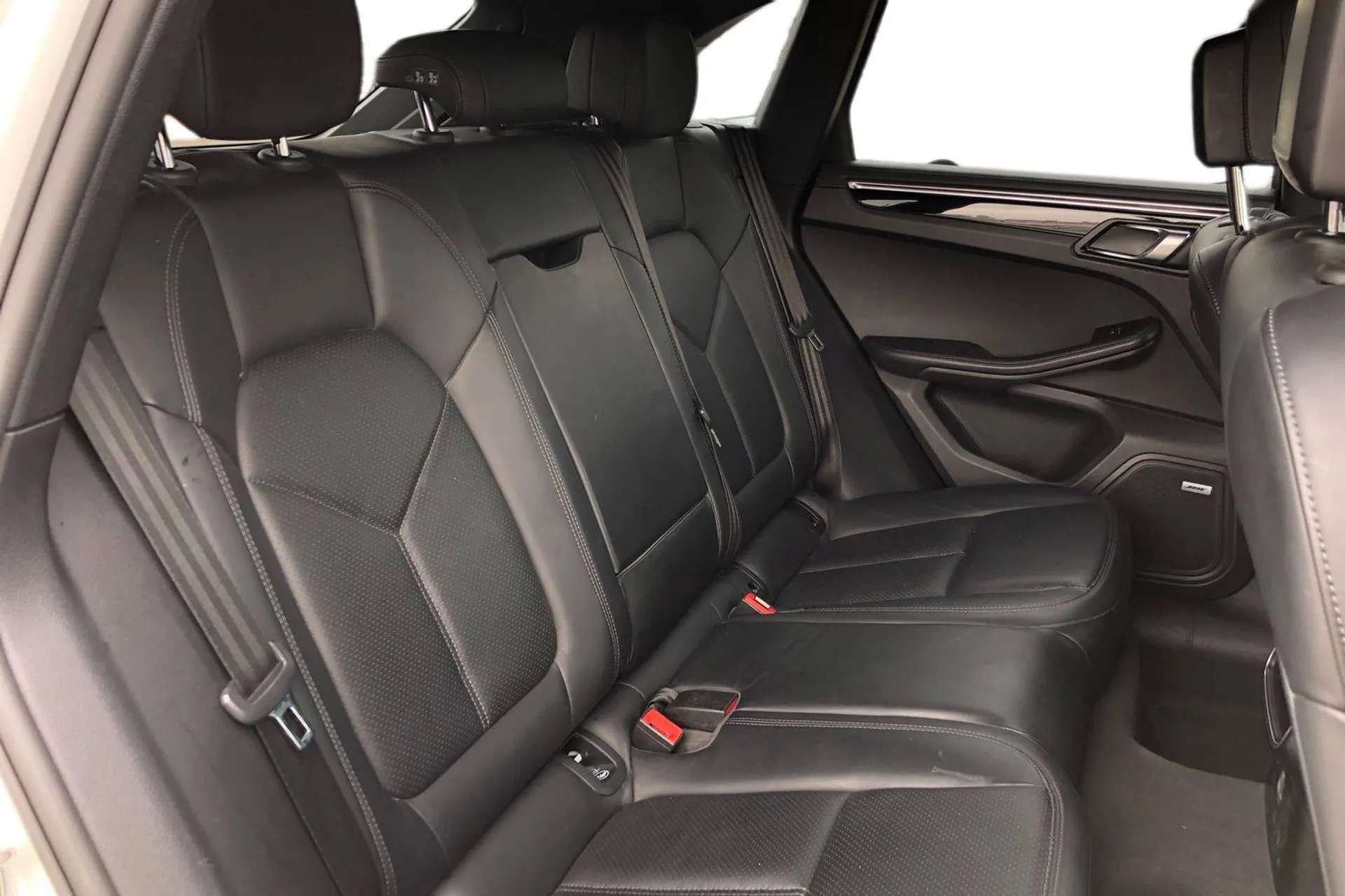 2018 PORSCHE MACAN 2018 PORSCHE MACAN