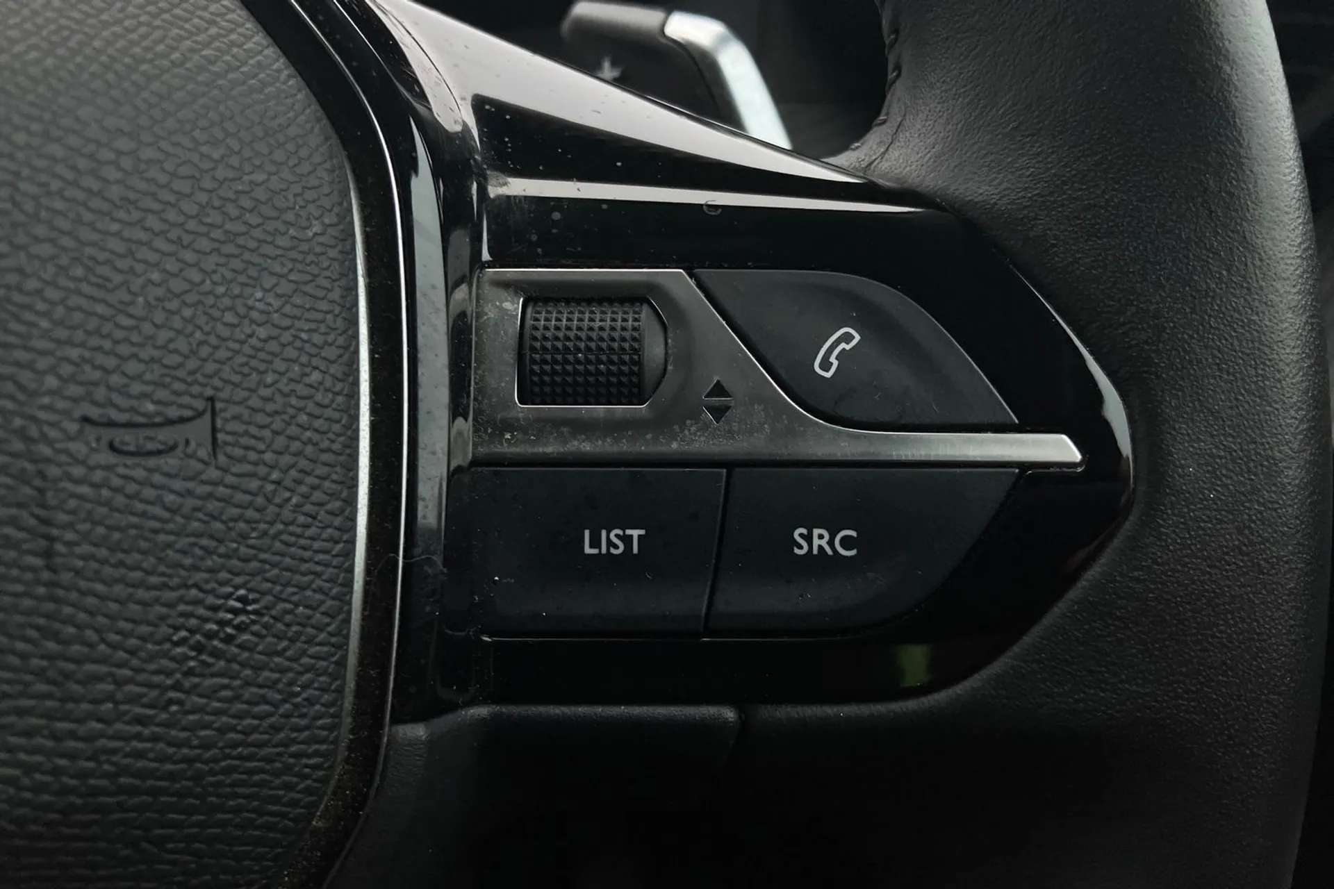 2022 PEUGEOT 208 2022 PEUGEOT 208