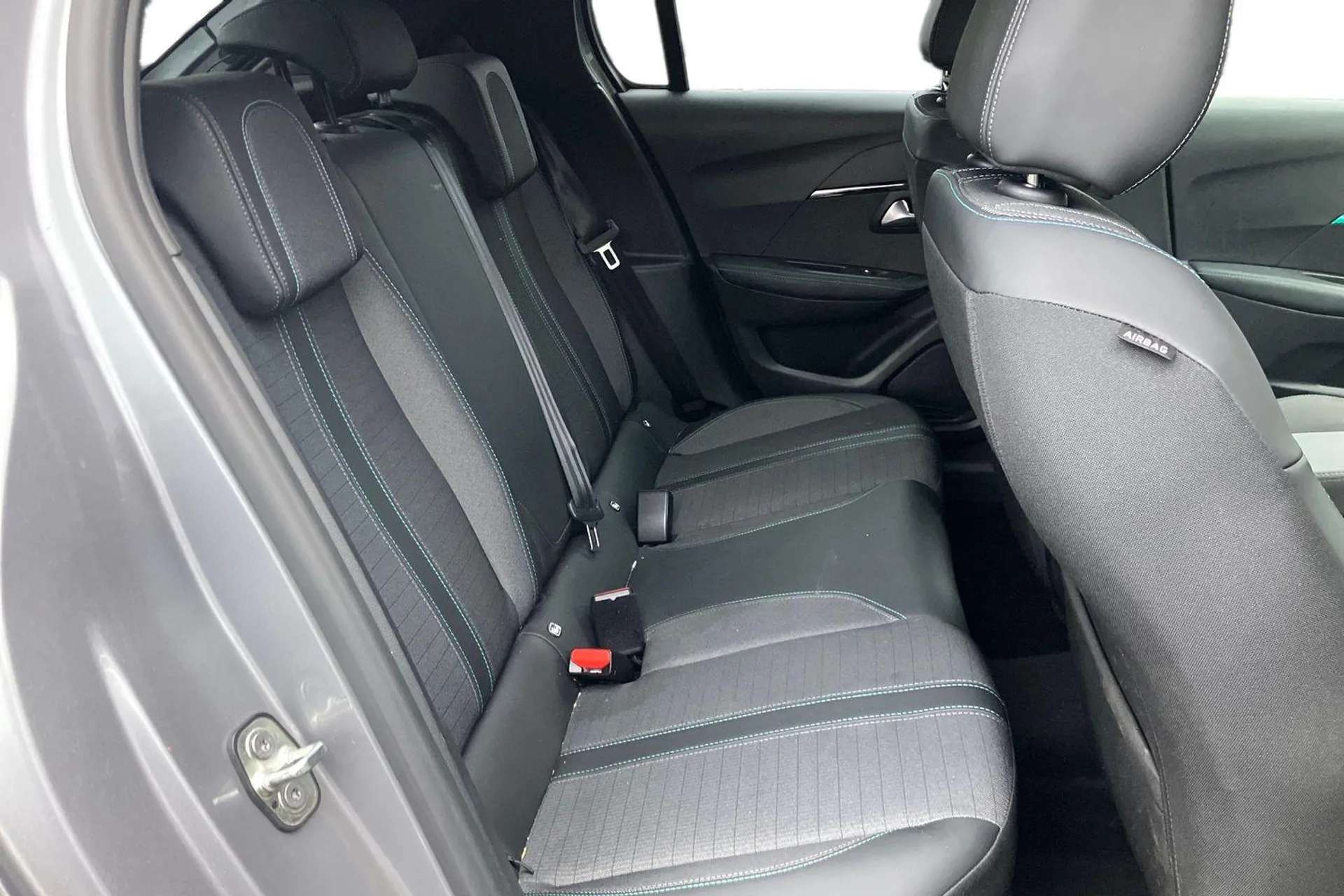 2022 PEUGEOT 208 2022 PEUGEOT 208