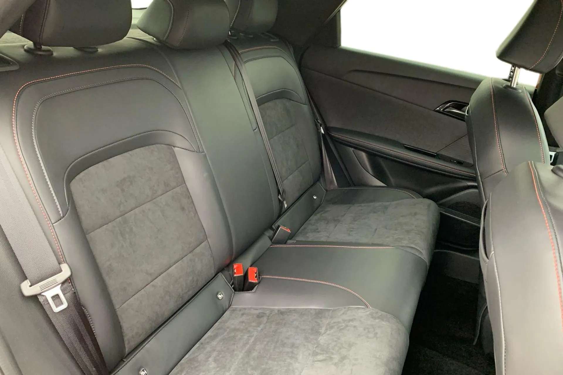 2025 MG MOTOR UK MG4 2025 MG MOTOR UK MG4