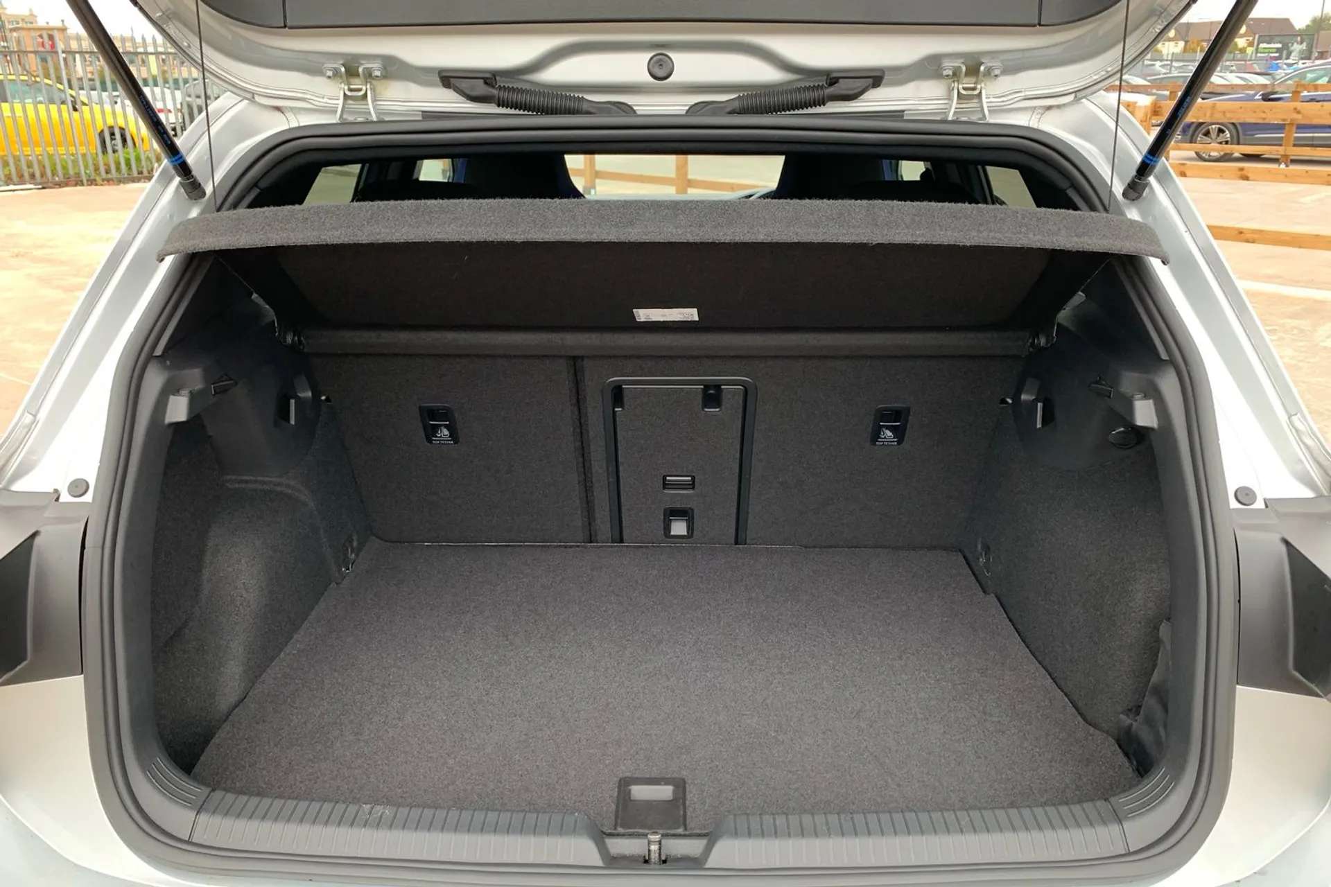 2020 VOLKSWAGEN GOLF 2020 VOLKSWAGEN GOLF