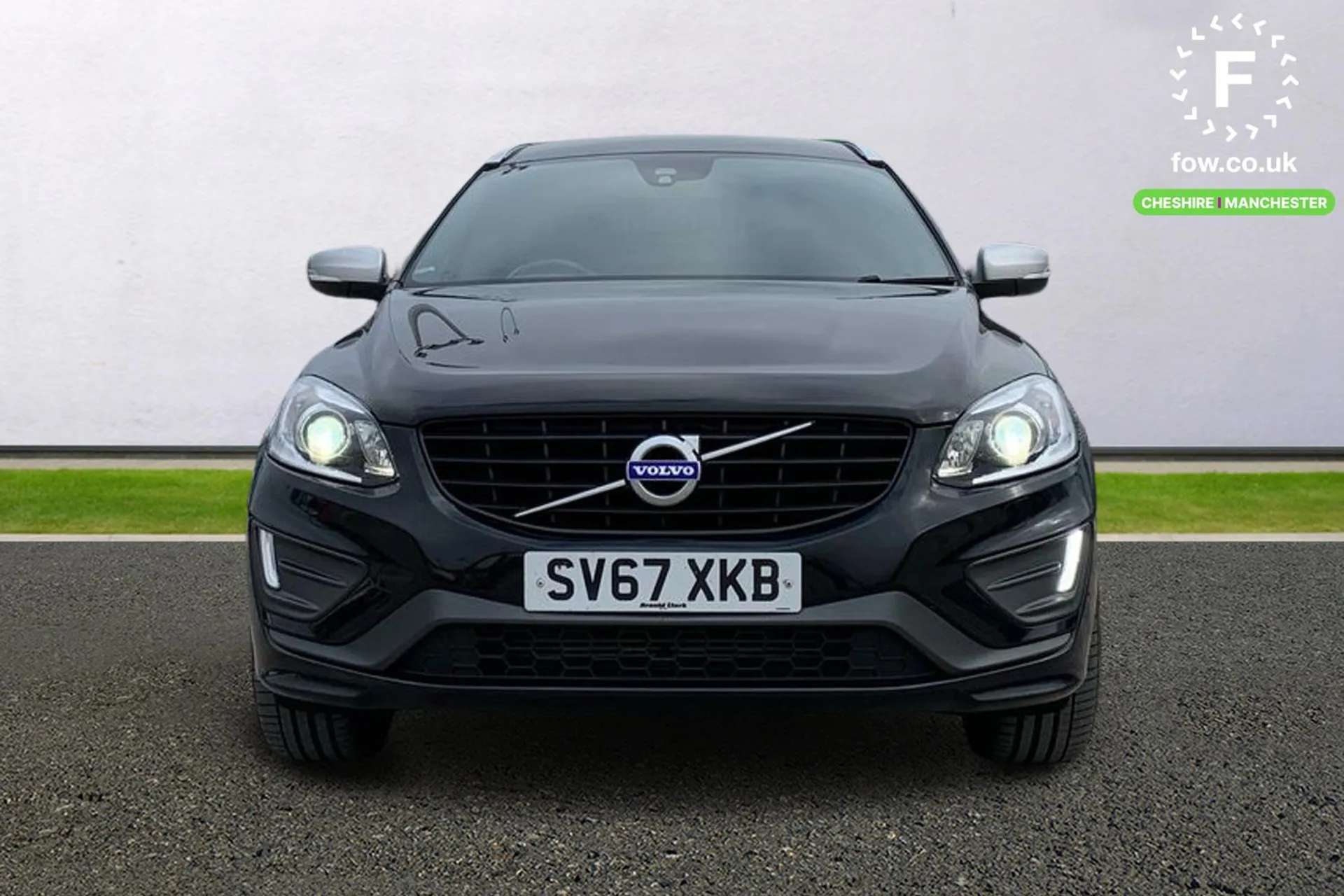 2017 VOLVO XC60 2017 VOLVO XC60