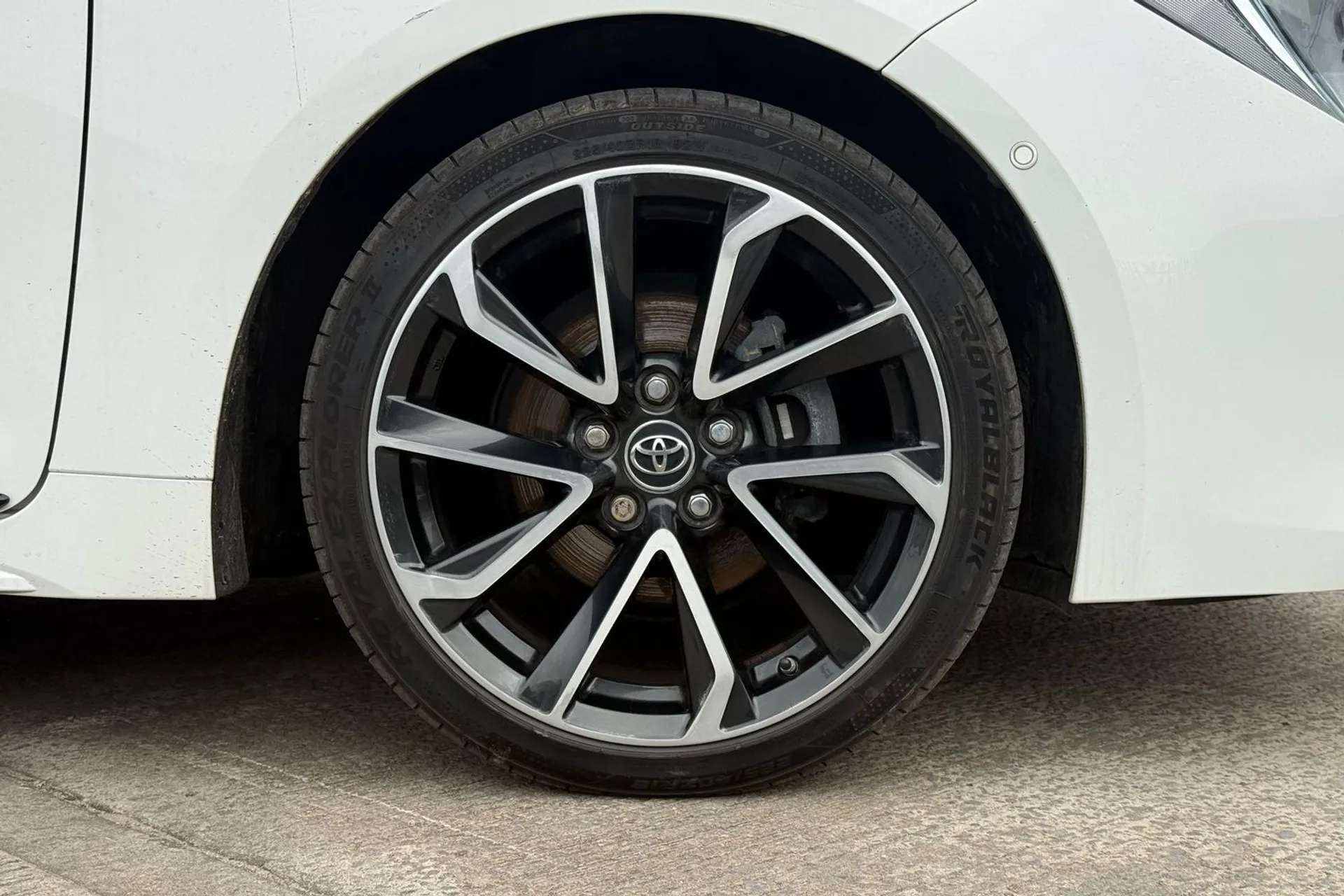 2019 TOYOTA COROLLA 2019 TOYOTA COROLLA