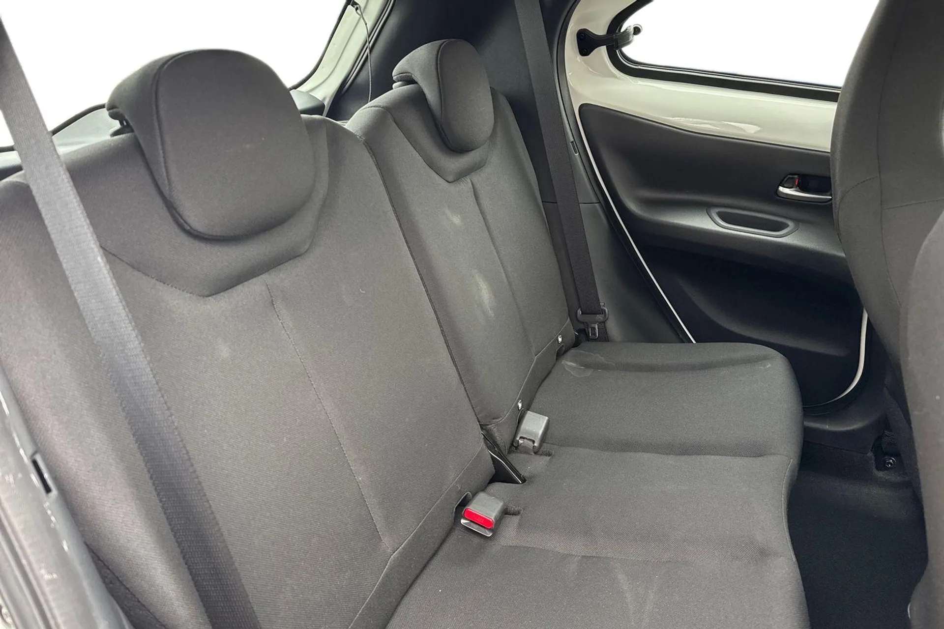 2023 TOYOTA AYGO X 2023 TOYOTA AYGO X