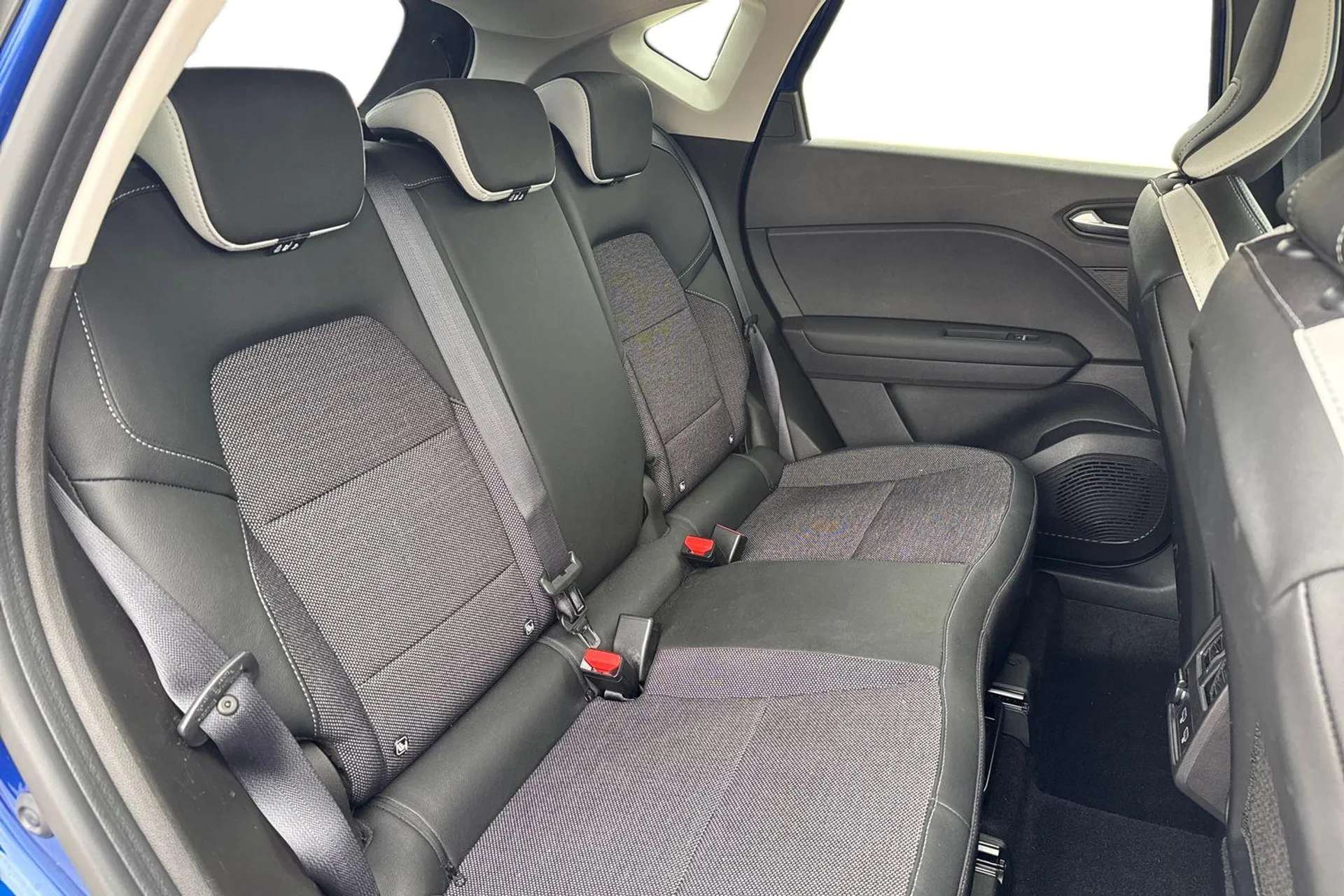 2023 RENAULT CAPTUR 2023 RENAULT CAPTUR