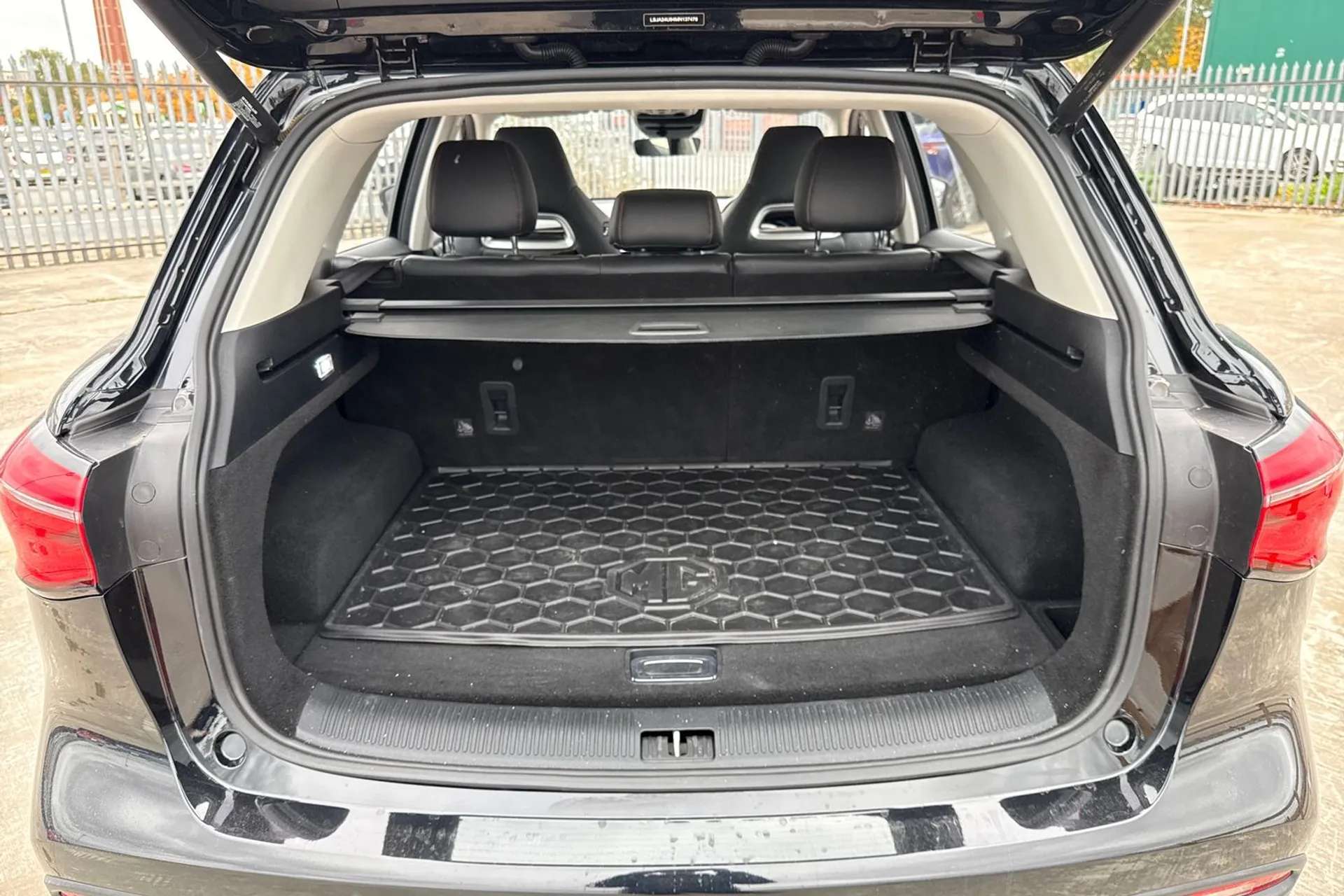 2021 MG MOTOR UK HS 2021 MG MOTOR UK HS