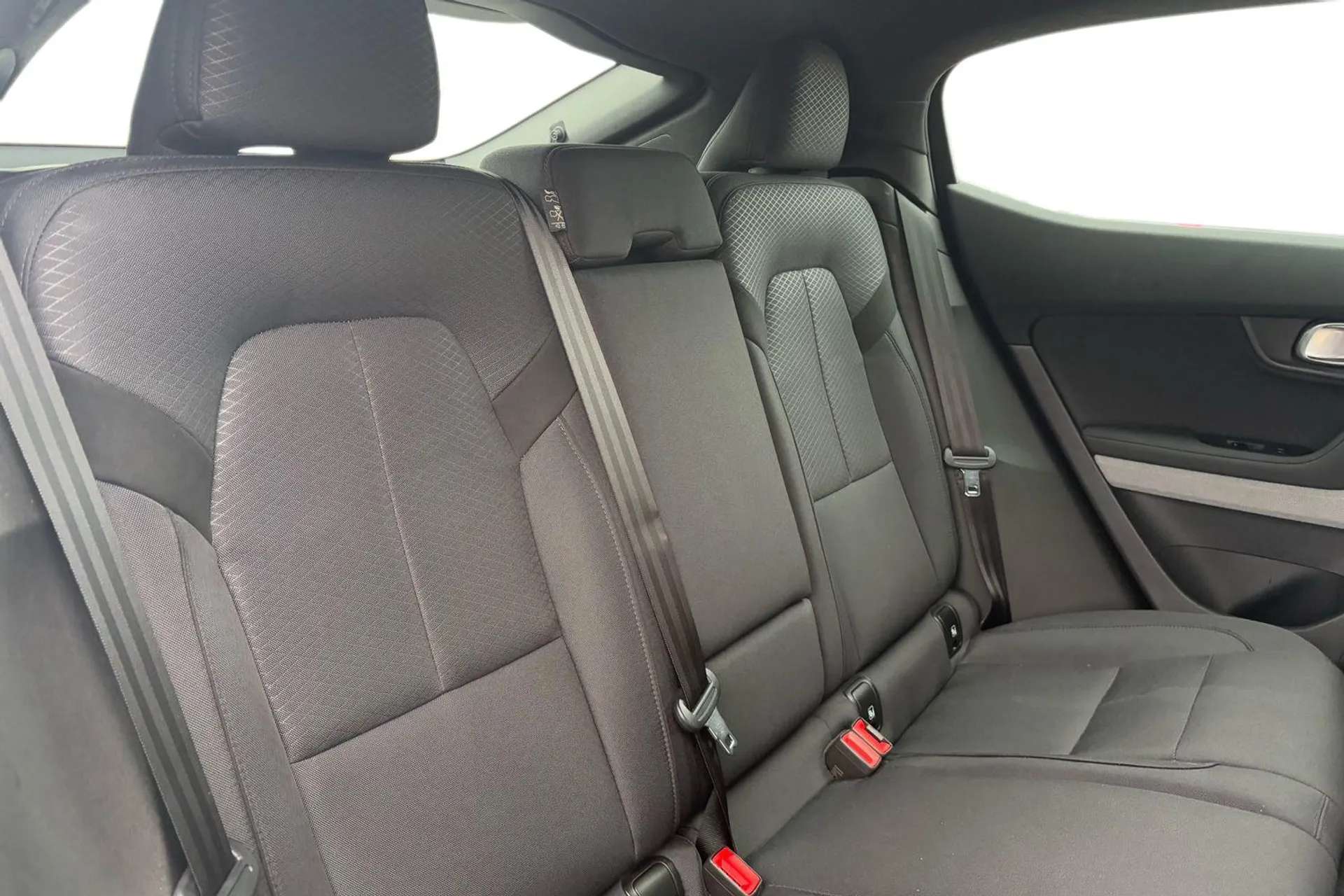 2021 POLESTAR 2 2021 POLESTAR 2