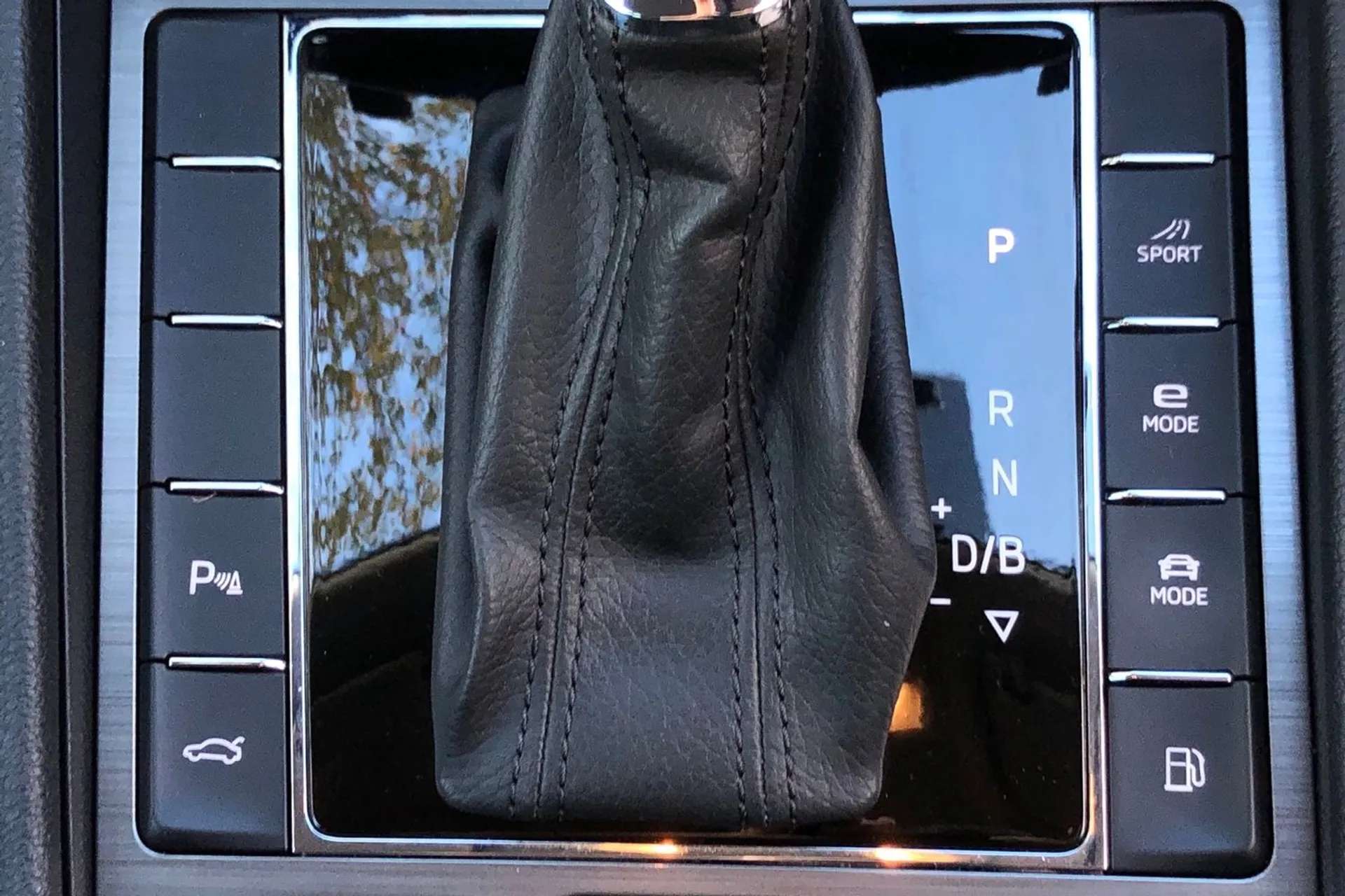 2021 SKODA SUPERB 2021 SKODA SUPERB