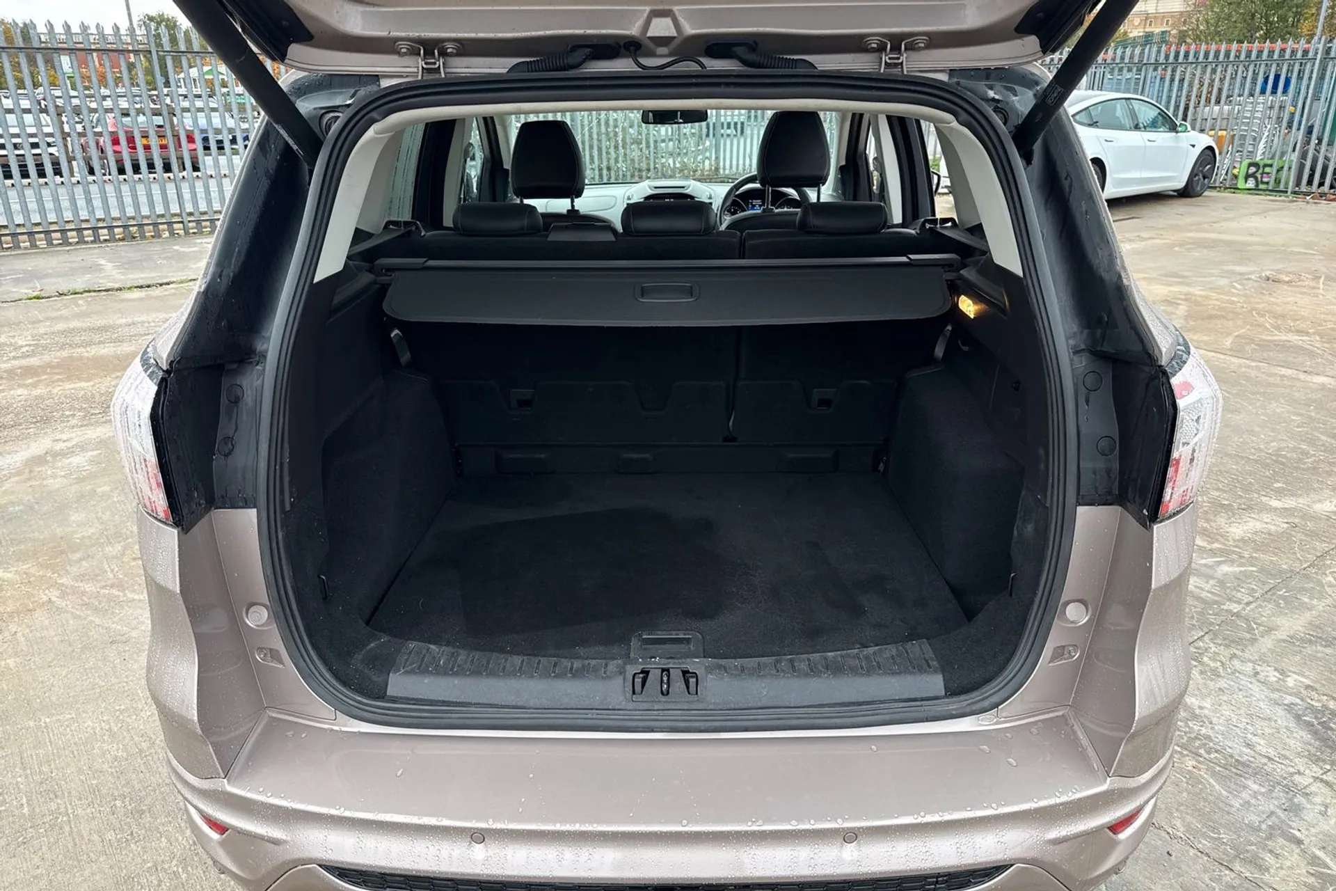 2018 FORD KUGA VIGNALE 2018 FORD KUGA VIGNALE