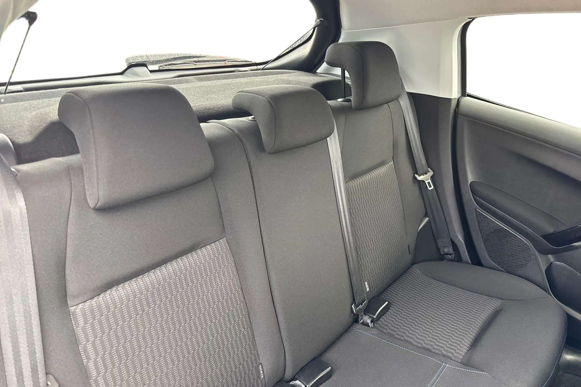 2019 PEUGEOT 208 2019 PEUGEOT 208