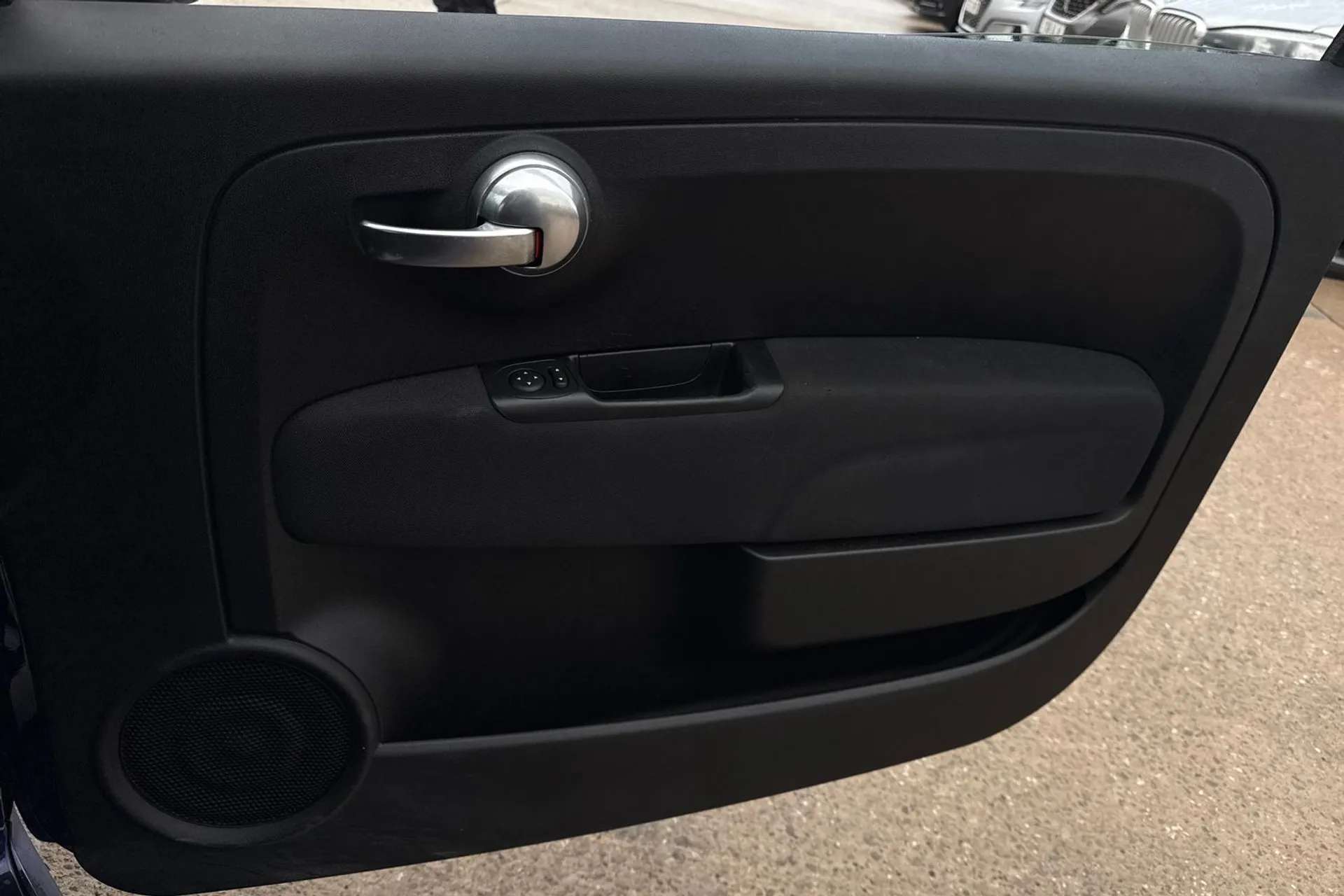 2017 ABARTH 595 2017 ABARTH 595