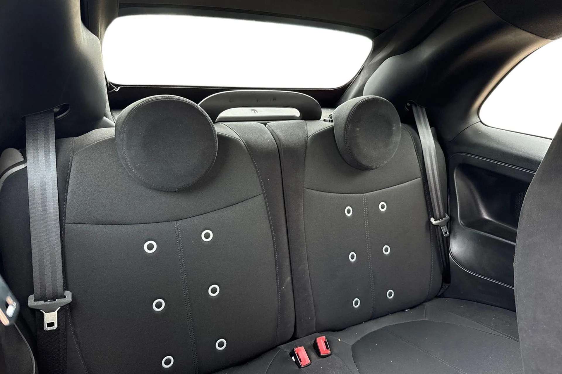 2017 ABARTH 595 2017 ABARTH 595