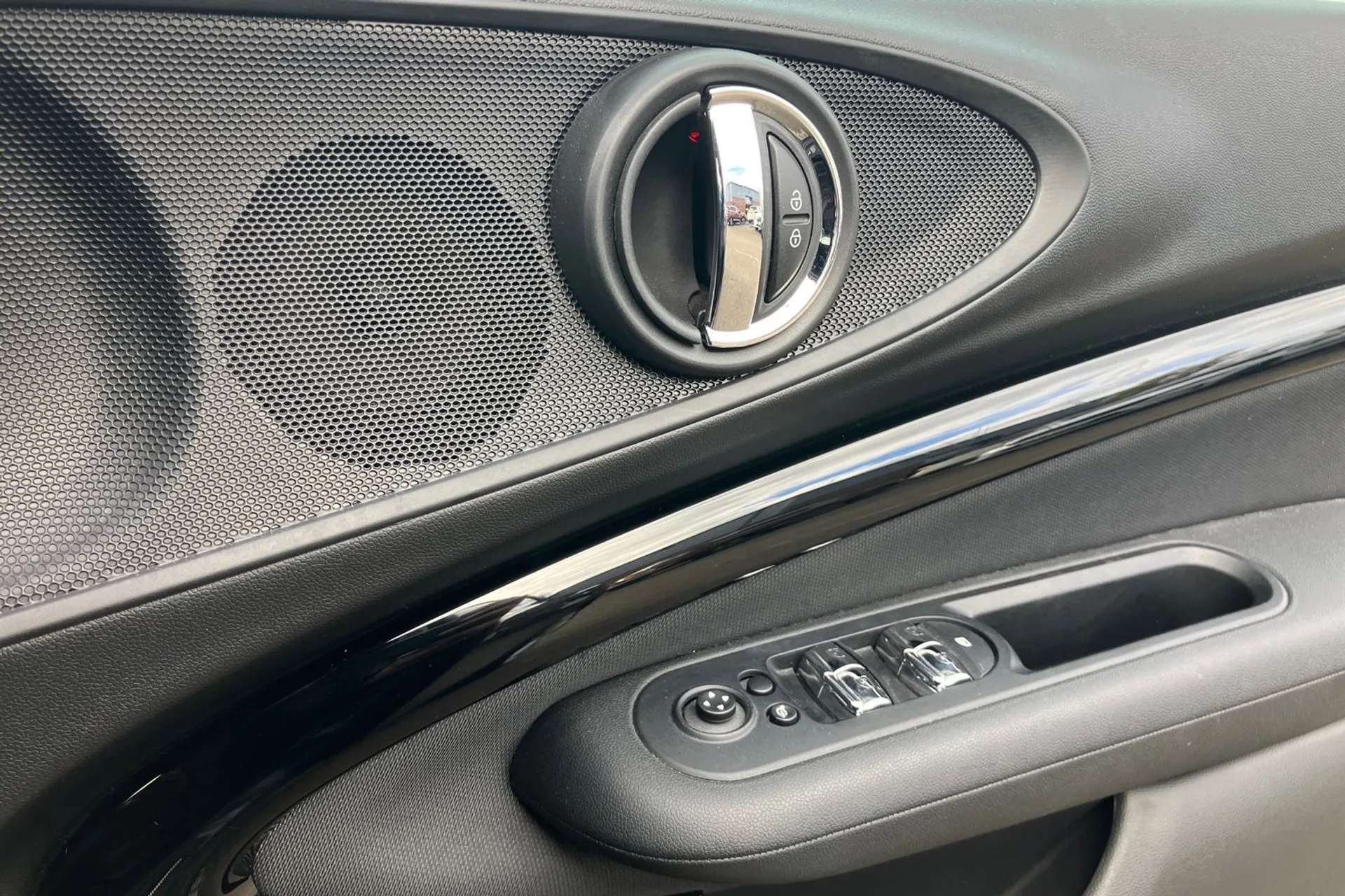 2019 MINI CLUBMAN 2019 MINI CLUBMAN