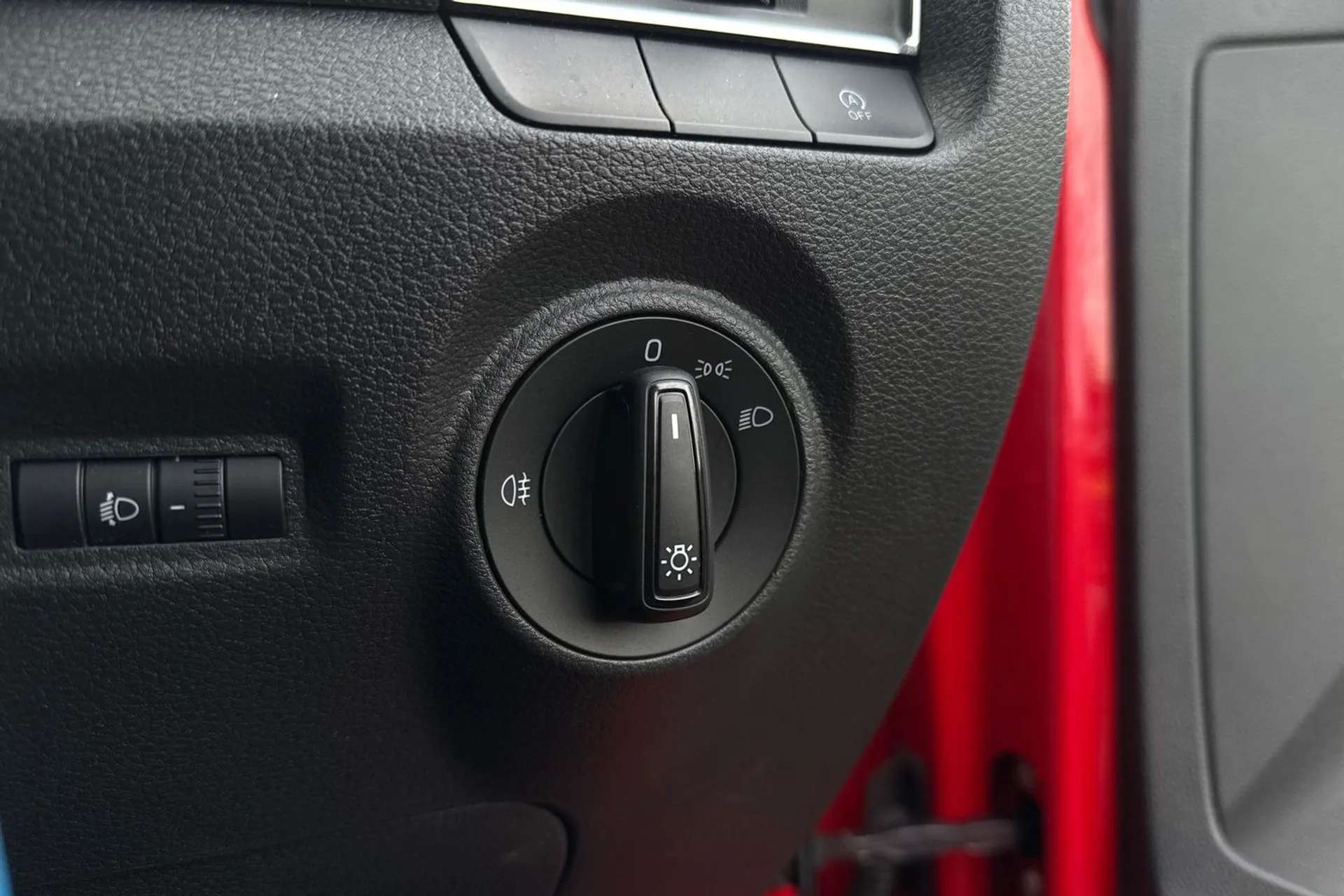 2018 SKODA FABIA 2018 SKODA FABIA