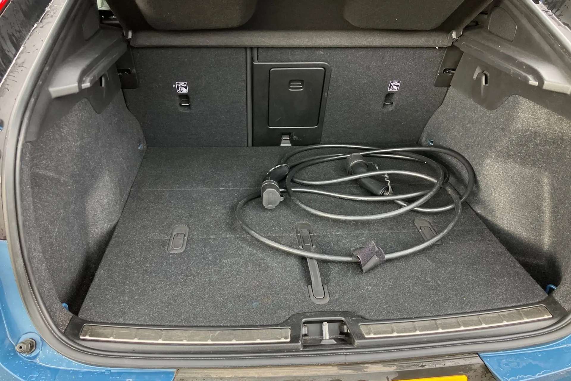 2022 VOLVO C40 2022 VOLVO C40