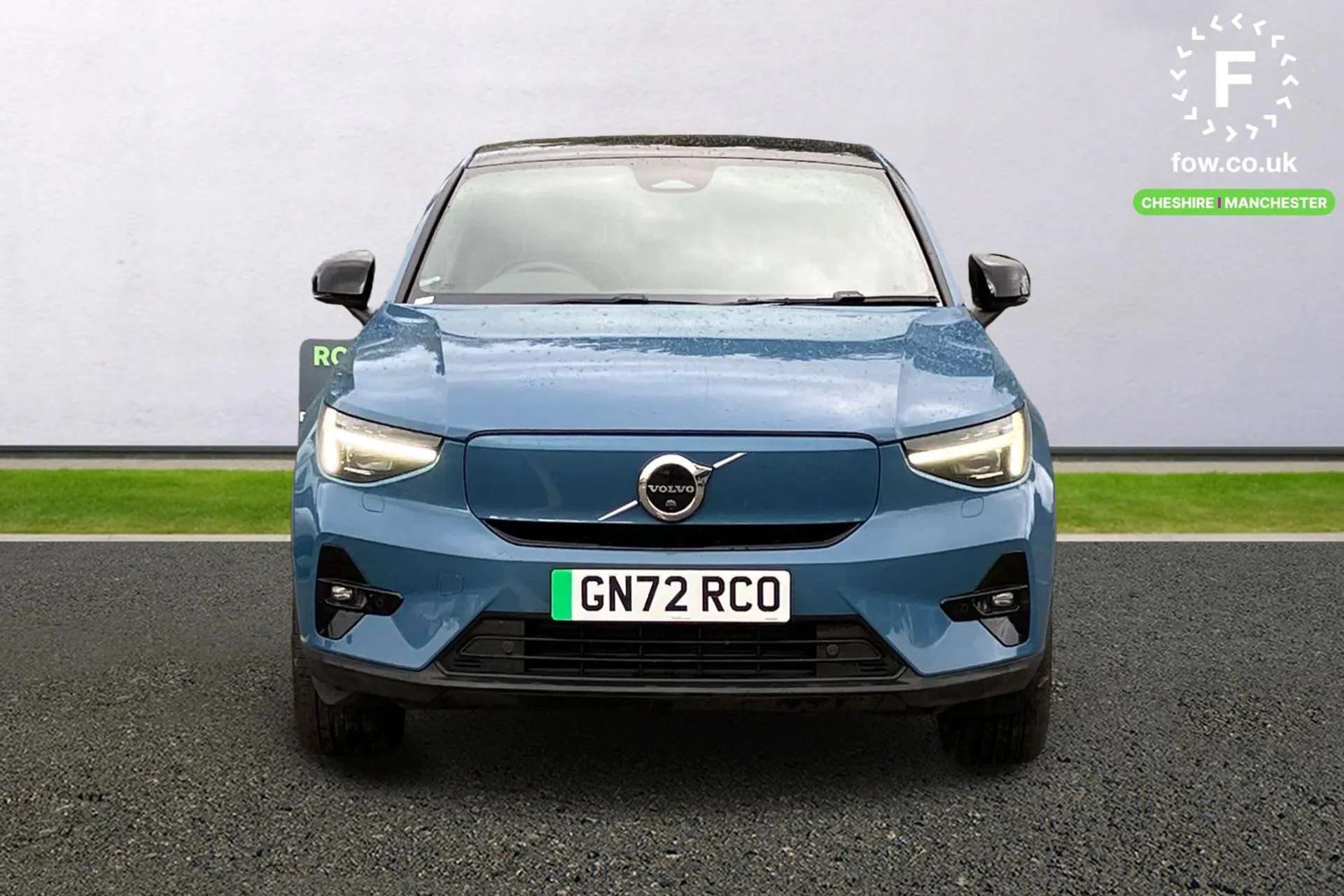2022 VOLVO C40 2022 VOLVO C40