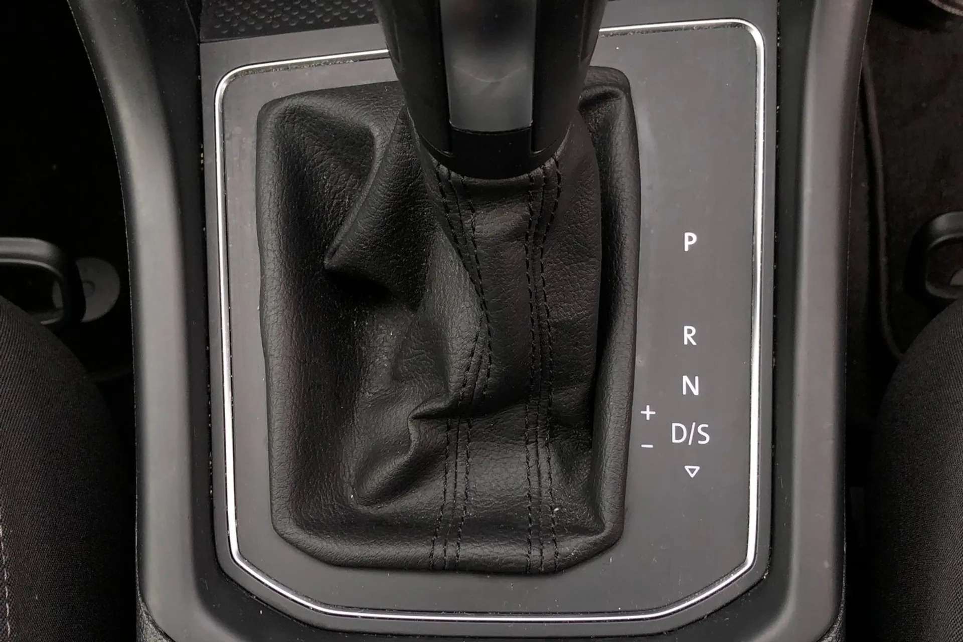 2021 VOLKSWAGEN TOURAN 2021 VOLKSWAGEN TOURAN