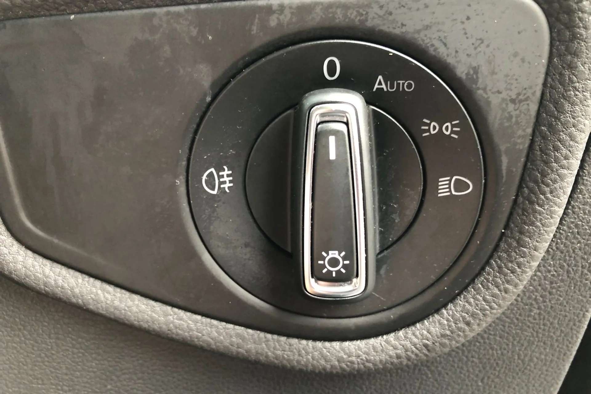 2021 VOLKSWAGEN TOURAN 2021 VOLKSWAGEN TOURAN