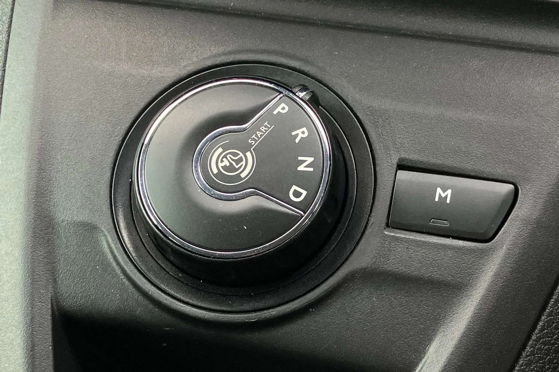 2020 PEUGEOT TRAVELLER 2020 PEUGEOT TRAVELLER