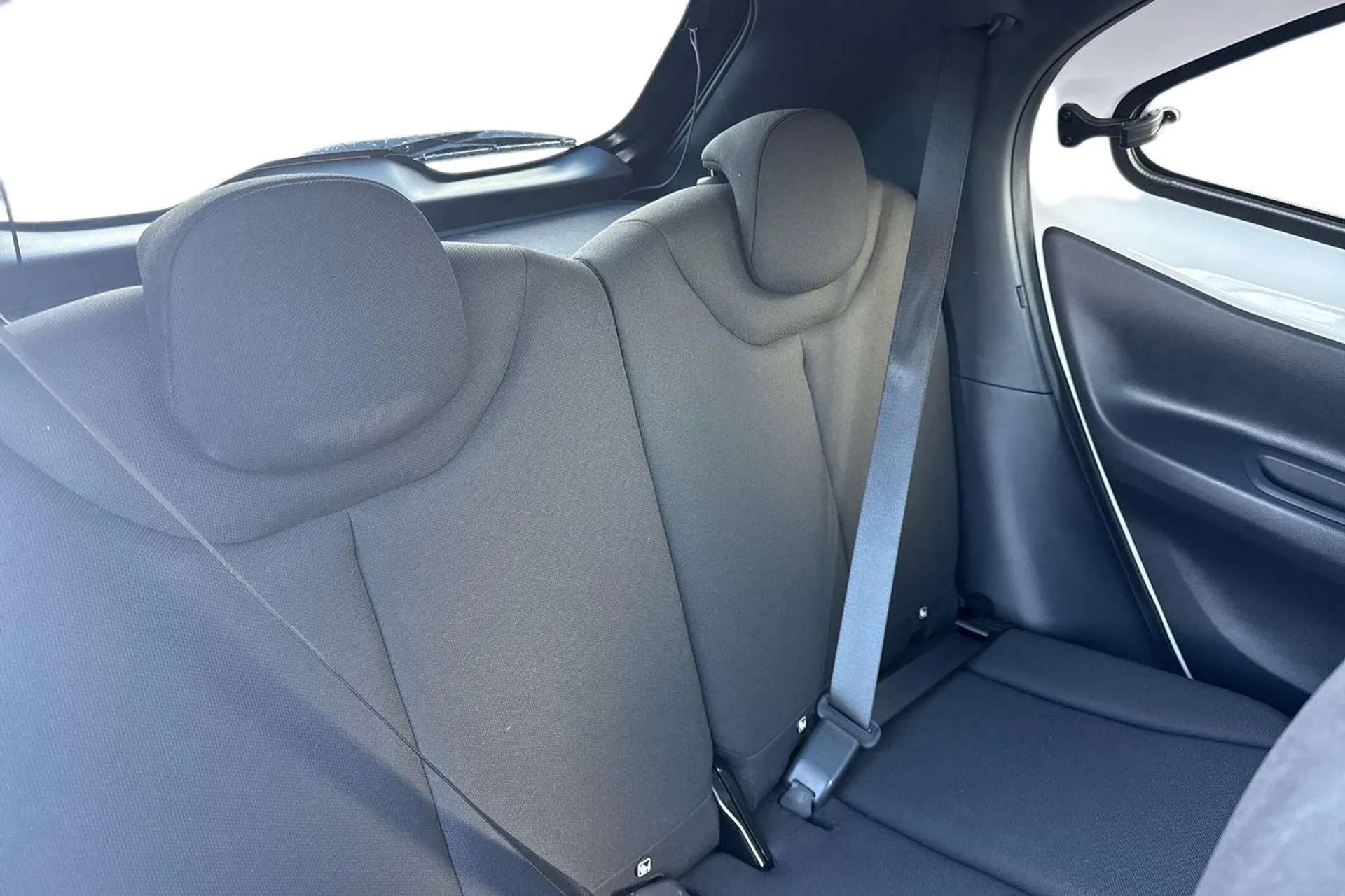 2024 TOYOTA AYGO X 2024 TOYOTA AYGO X